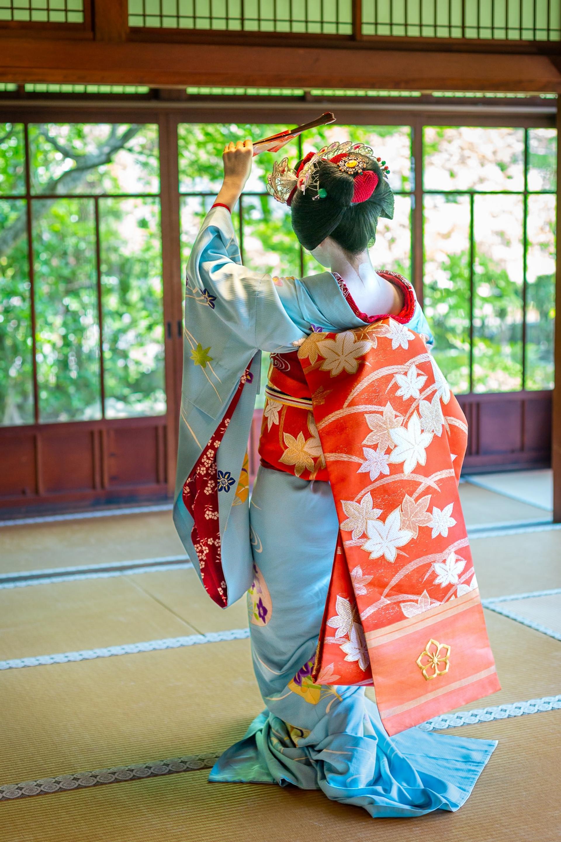 Kyoto Kounji Temple: 90-min Geisha (Maiko) Experience - Image 1