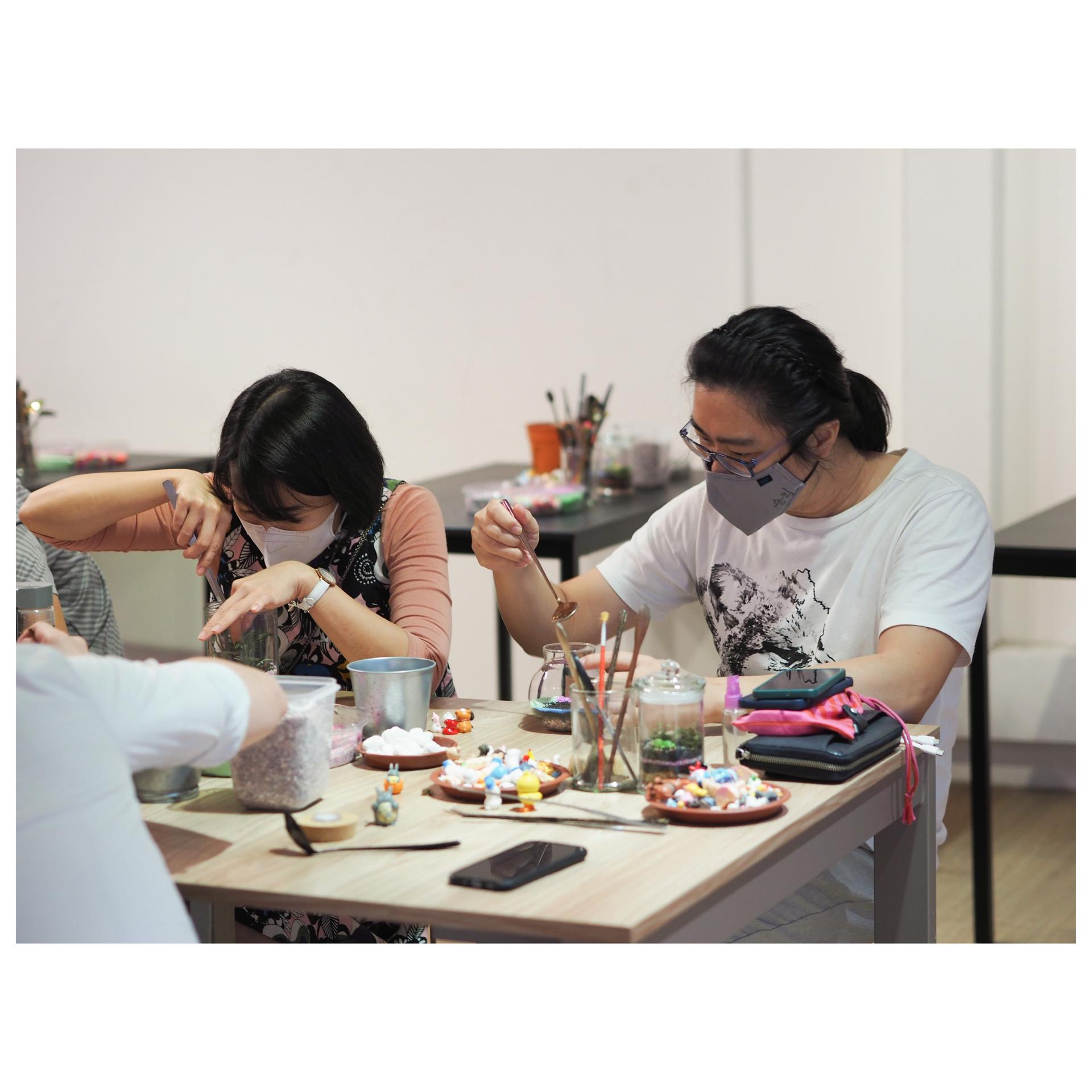 Rainforest Terrarium Workshop in Yishun - Thumbnail 6