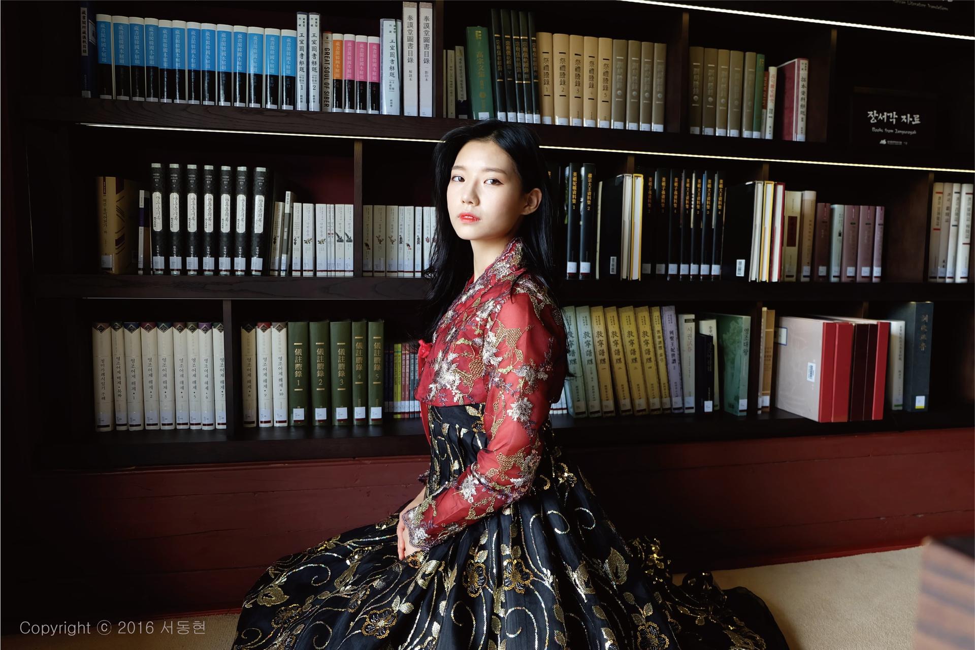 Hanbok Rental with Hairstyling & Accessories at Hanbokgirls - Thumbnail 79