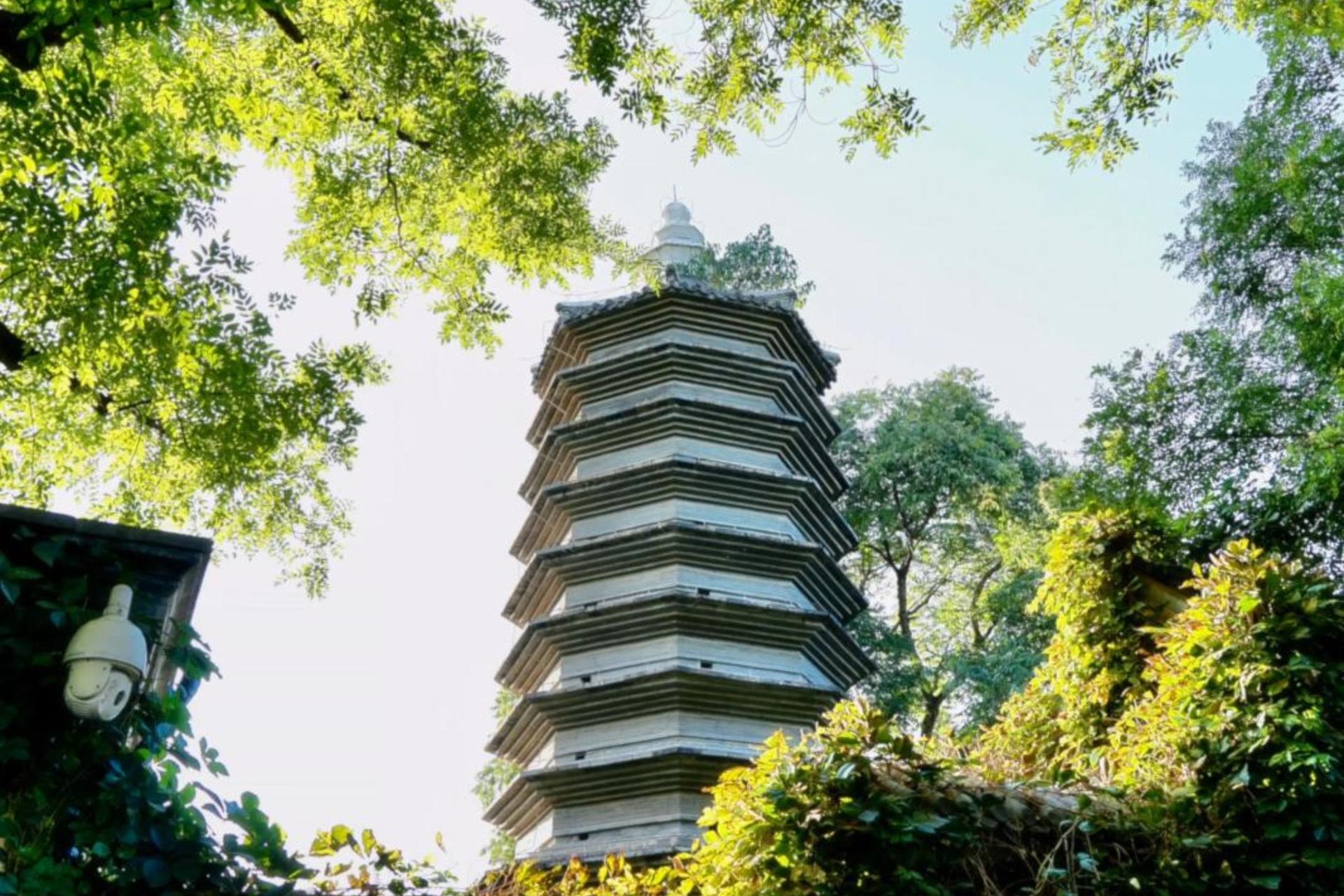 Beijing Hutong Museum Cluster Tour—Culture, Temples & Life - Thumbnail 18