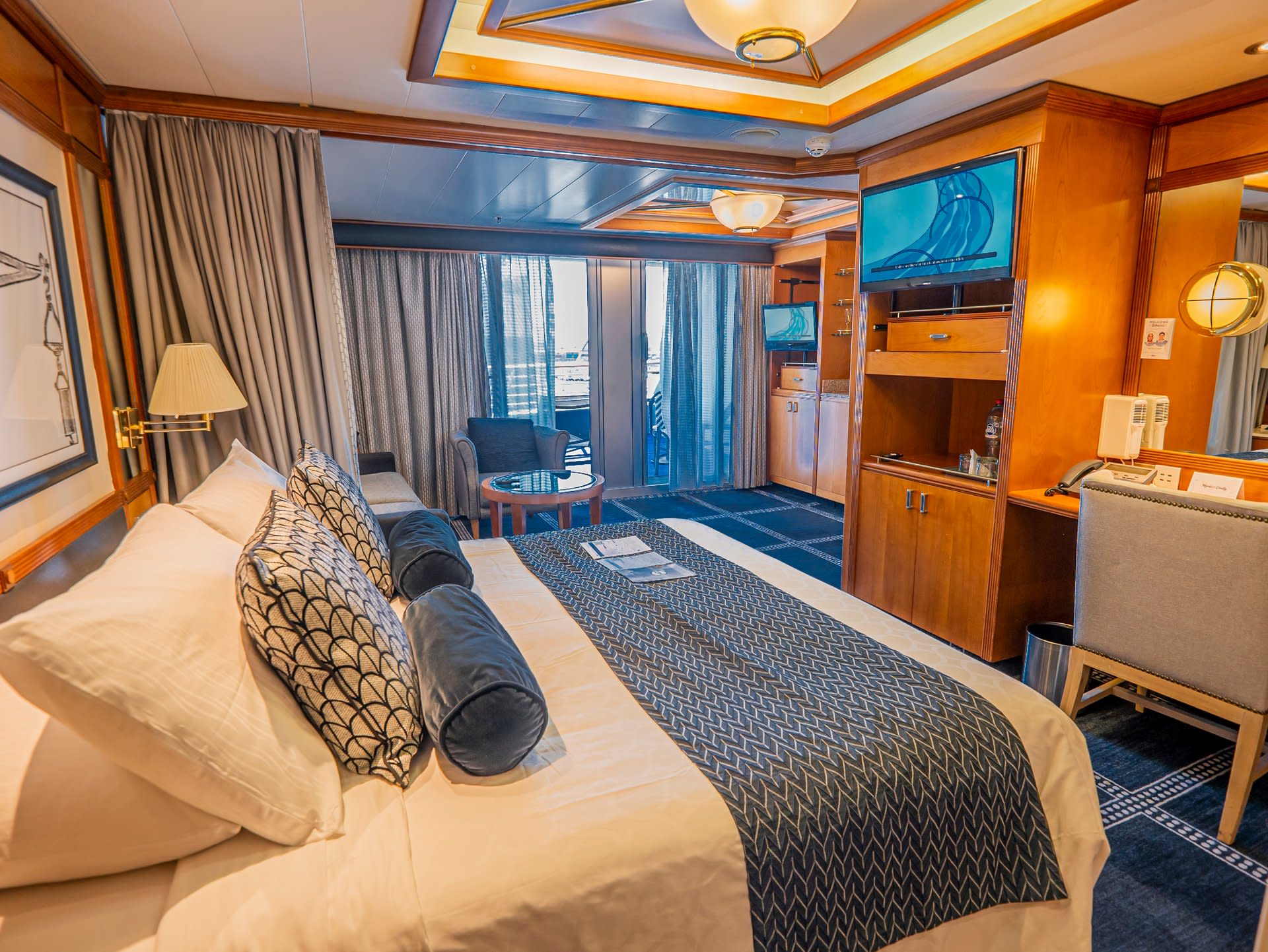 Star Voyager StarCruises from Singapore - Thumbnail 2