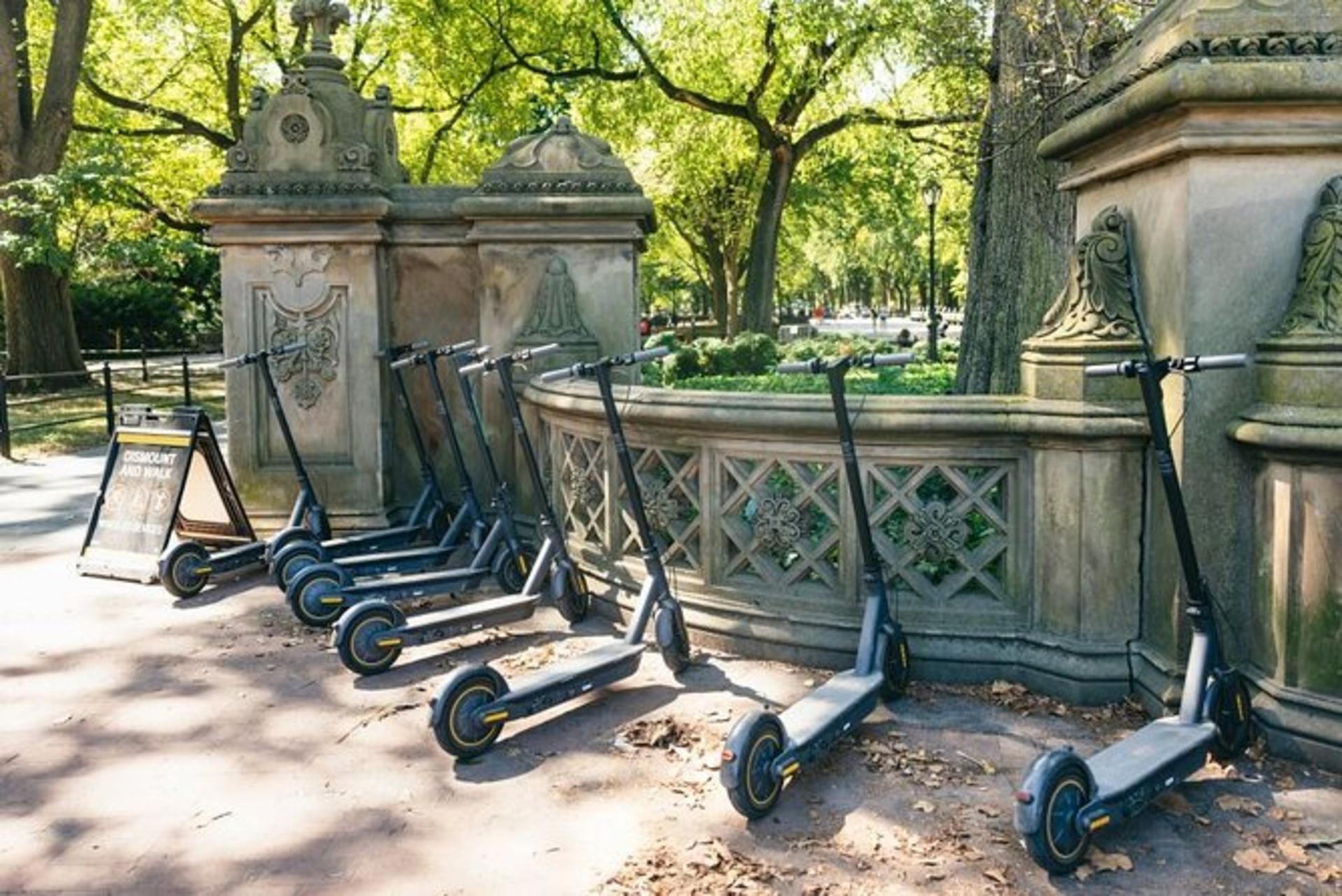Central Park Electric Scooter Adventure in New York City - Thumbnail 2