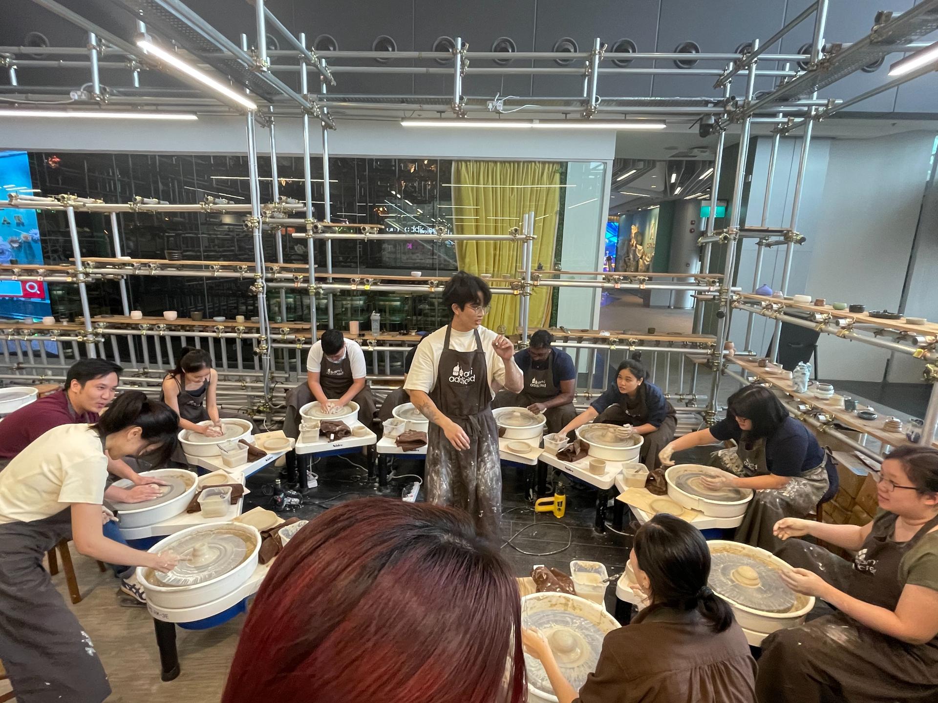 Am I Addicted Pottery Workshop in Singapore - Image 1
