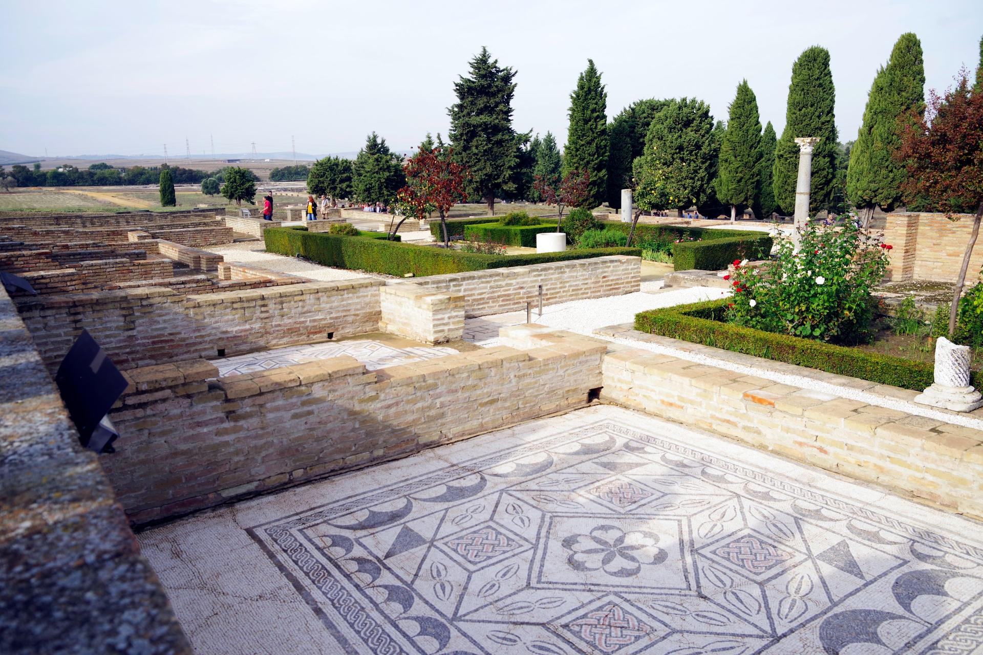 Ruins of Italica Walking Tour in Seville - Thumbnail 6