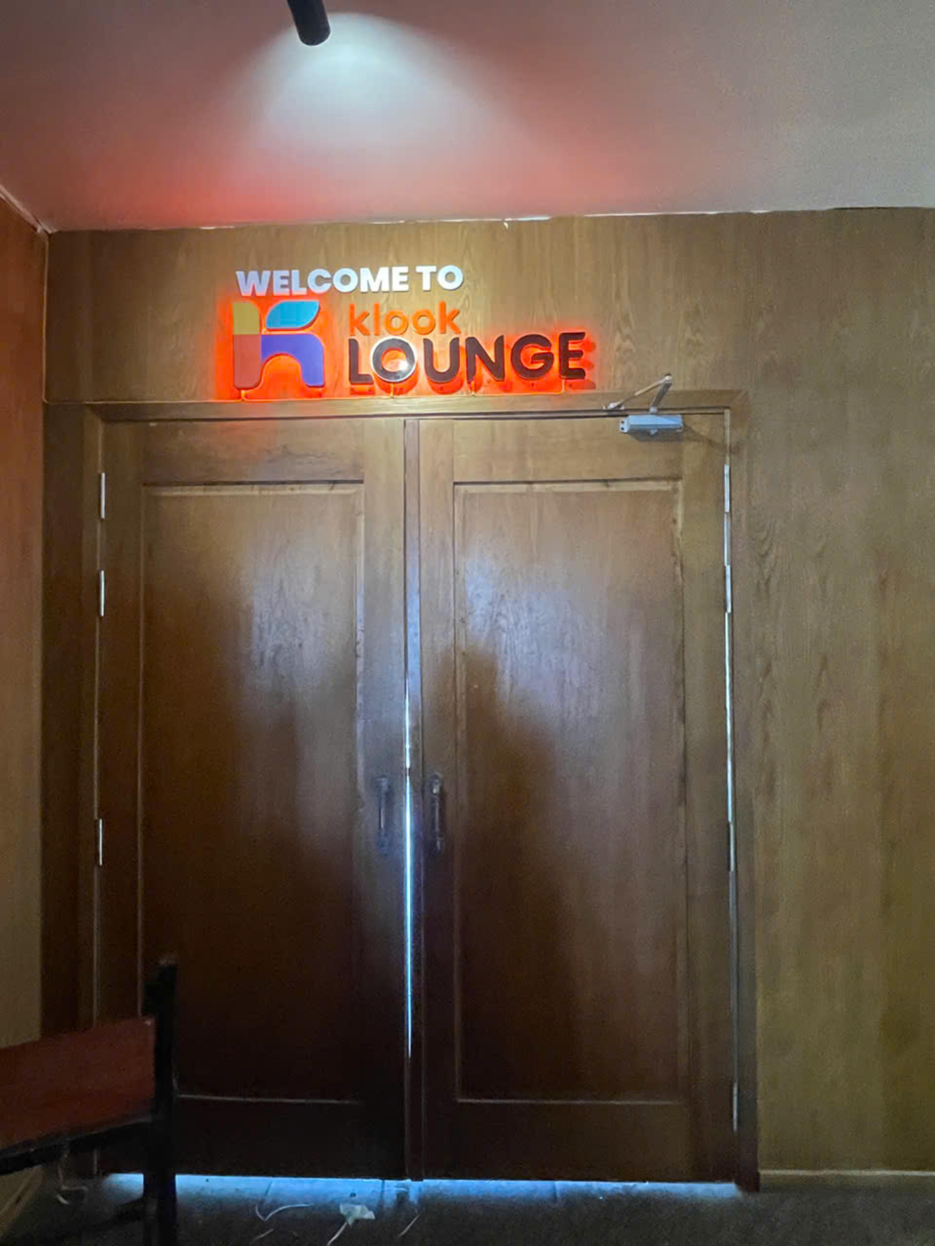 Klook Lounge Da Nang: Beachfront Dining & Lounge Access - Thumbnail 21