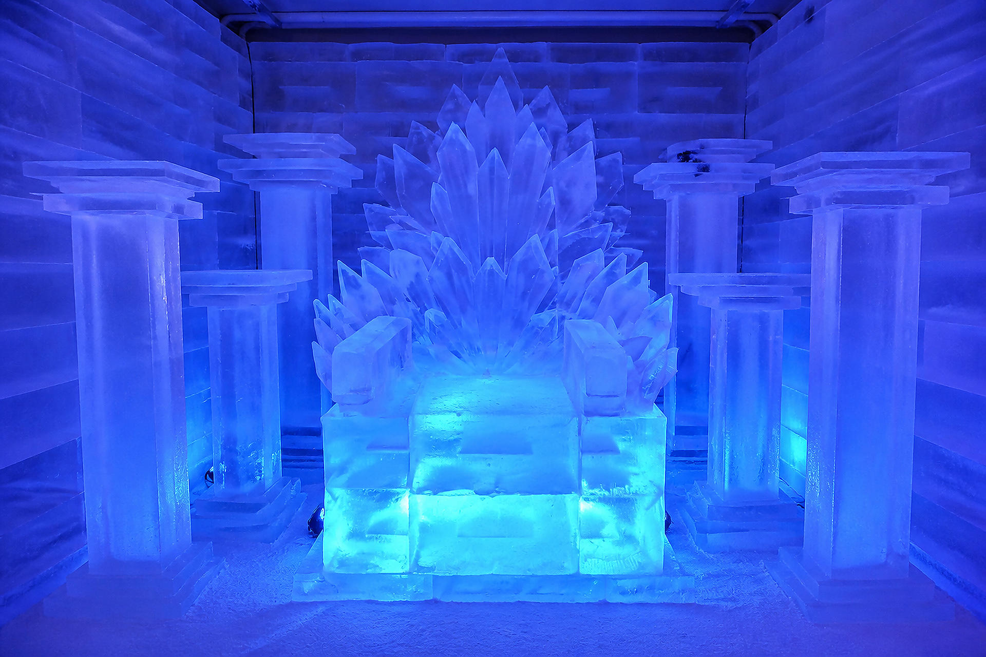 Hongdae Ice Cafe Experience with Drink & Refill in Seoul - Thumbnail 12