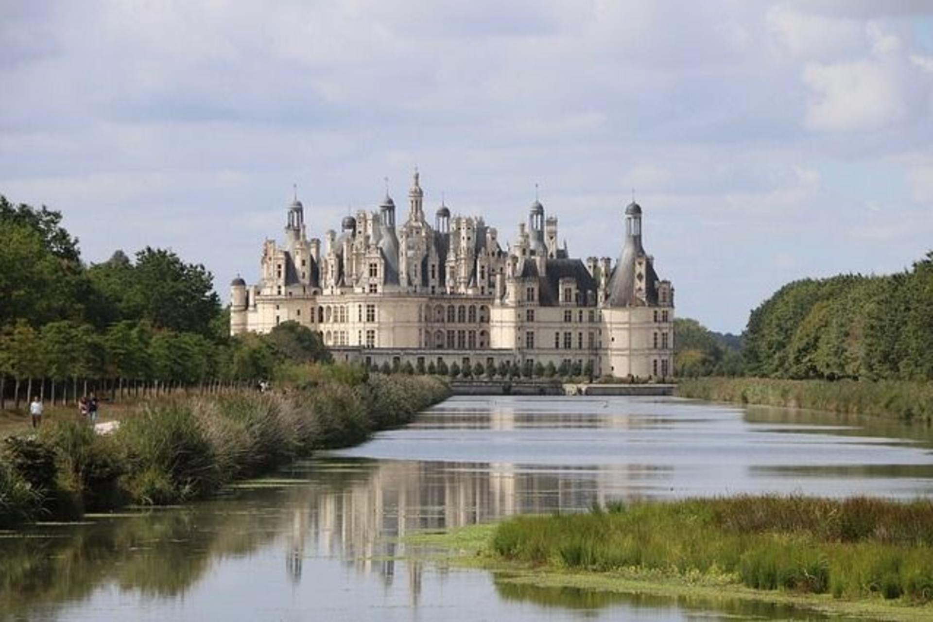 3D2N Normandy, Mont Saint-Michel, Loire Valley Chateaux Tour - Thumbnail 2