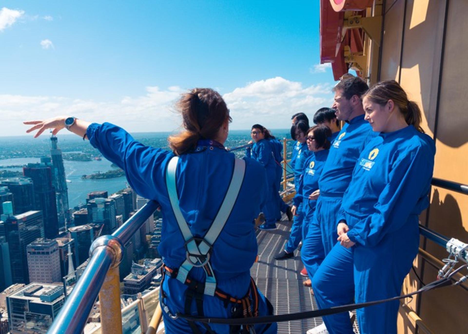 Sydney Tower Eye Skywalk Tour - Thumbnail 5