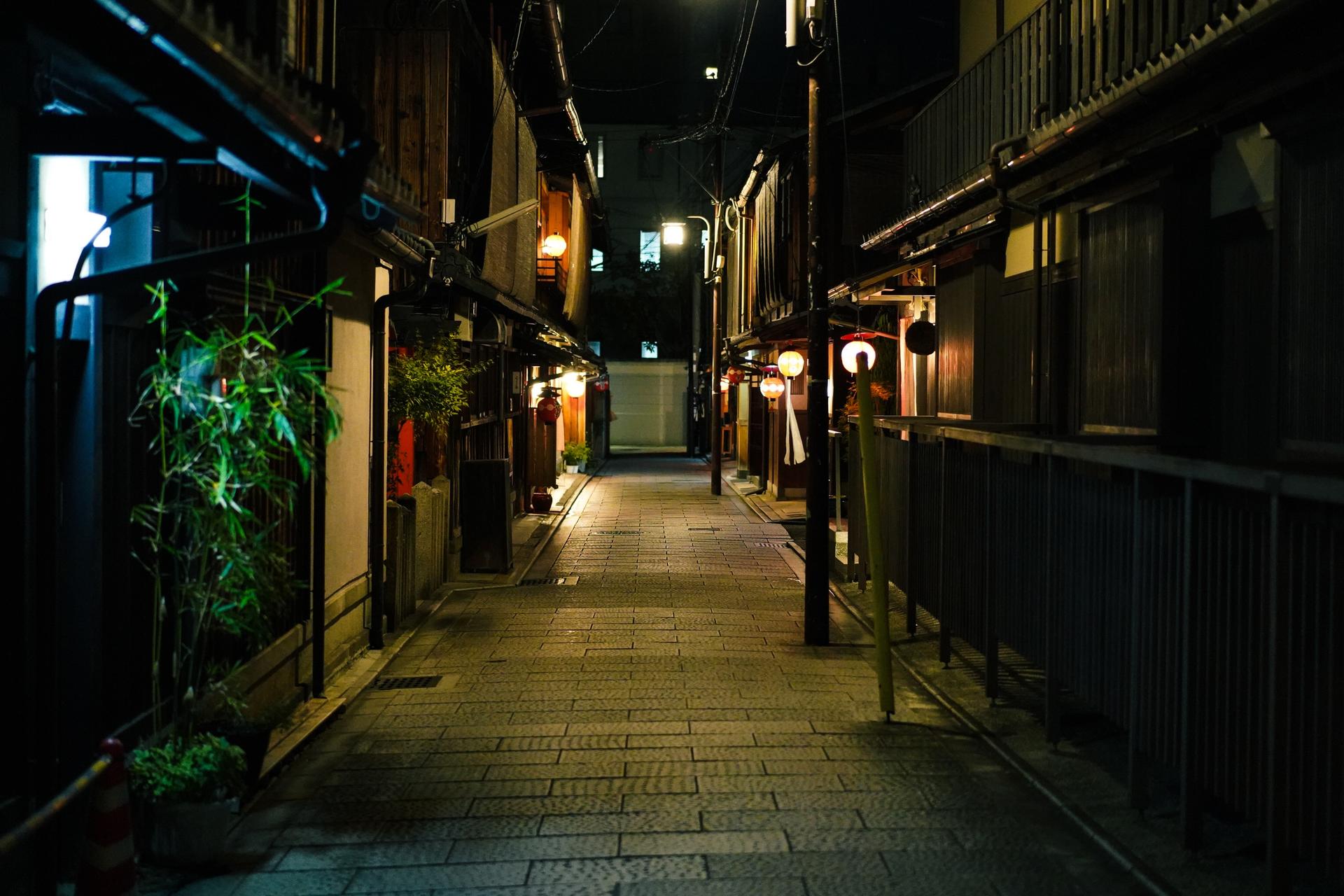 Kyoto Premium Night Foodie Tour in Gion(9+dishes + 3 Sake tastings) - Thumbnail 25
