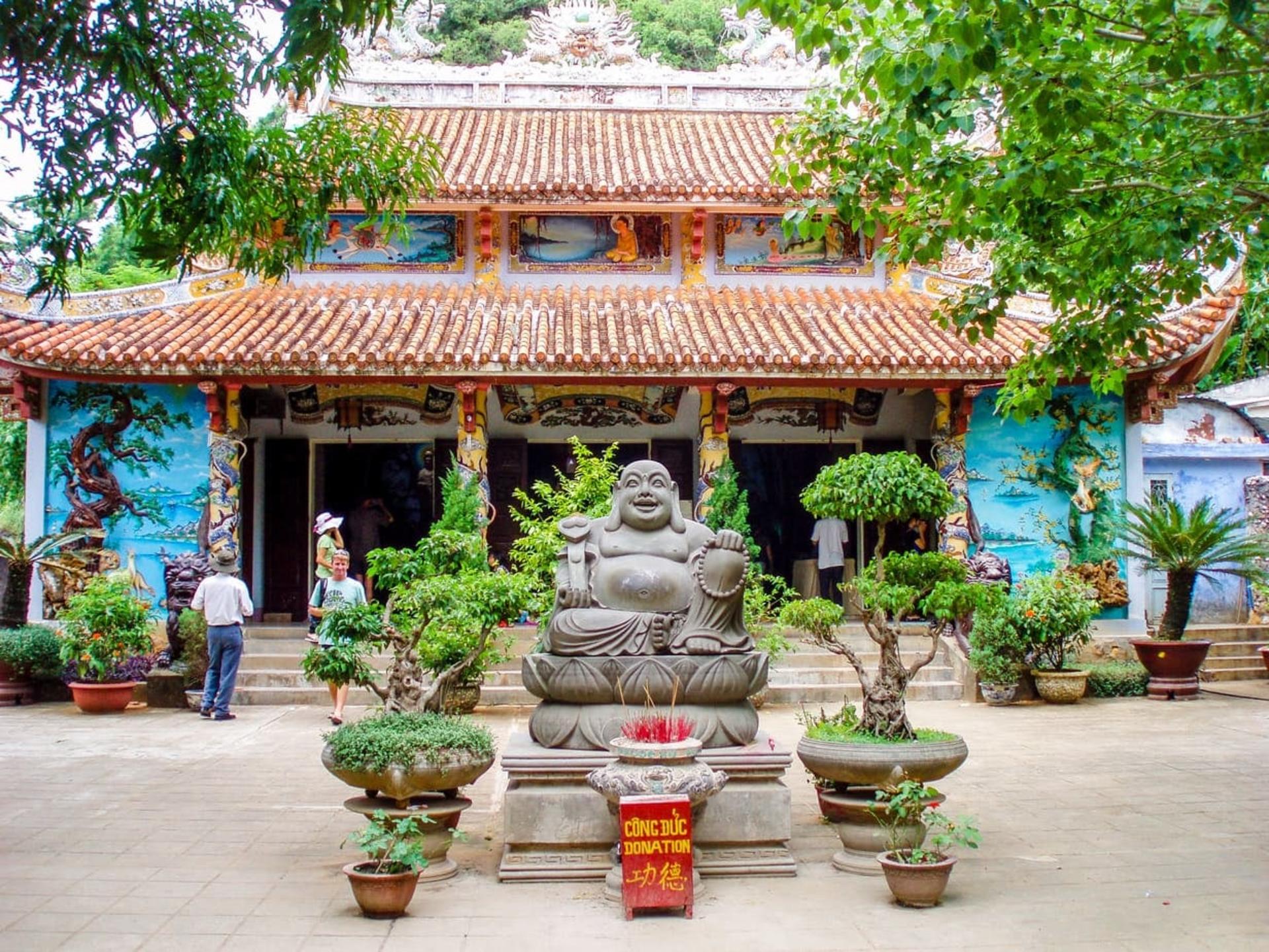 From Da Nang: Linh Ung Pagoda, Marble Mountains & Hoi An Day Tour - Thumbnail 5
