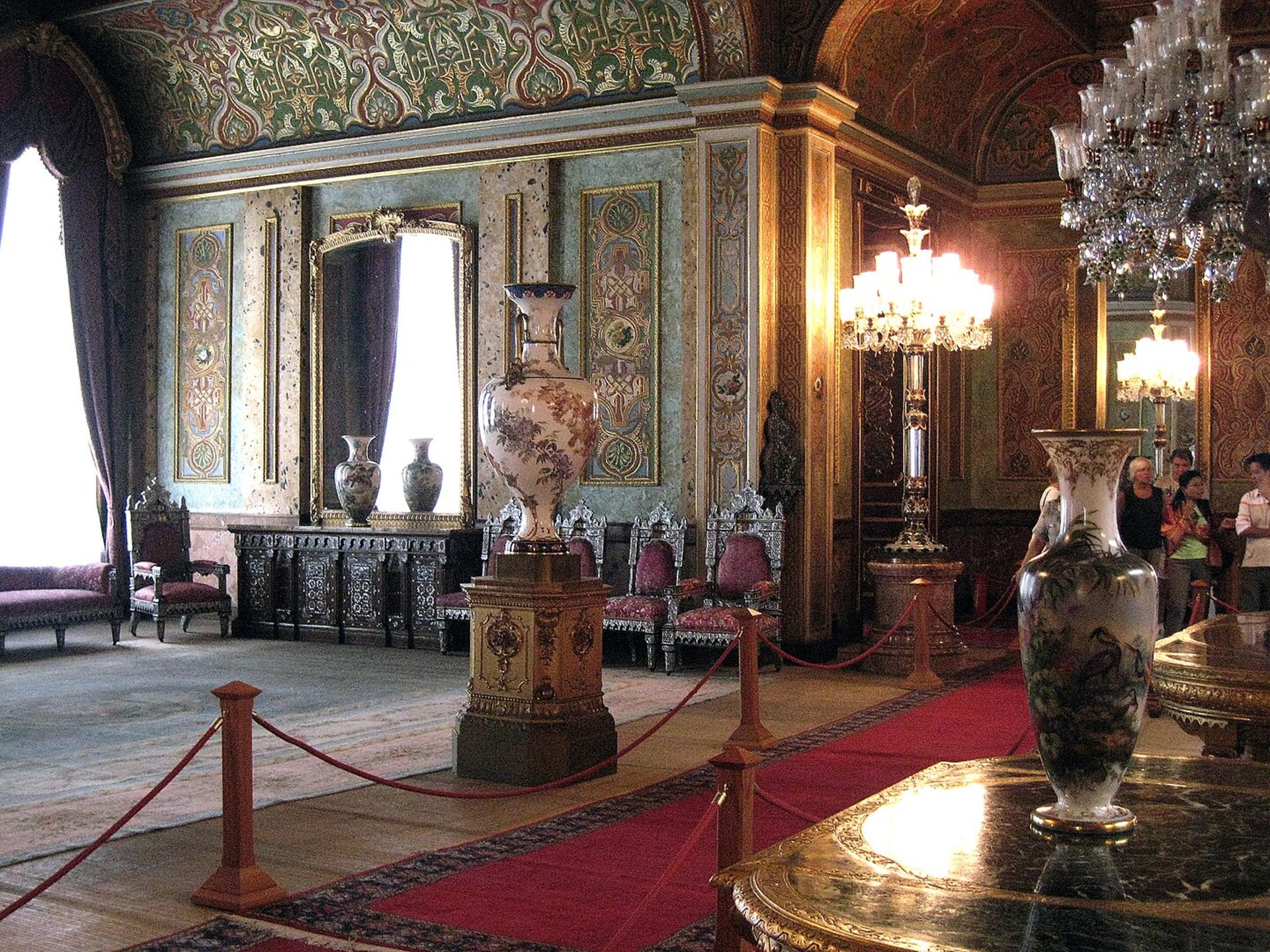 Beylerbeyi Palace Skip-the-Line Ticket - Thumbnail 2