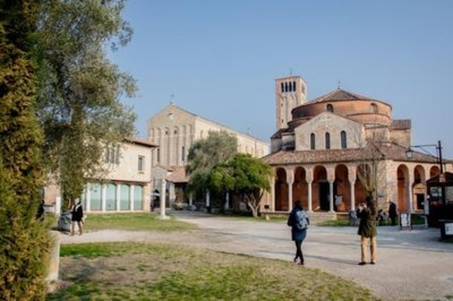 Murano, Burano, and Torcello Islands Tour from Venice - Thumbnail 8