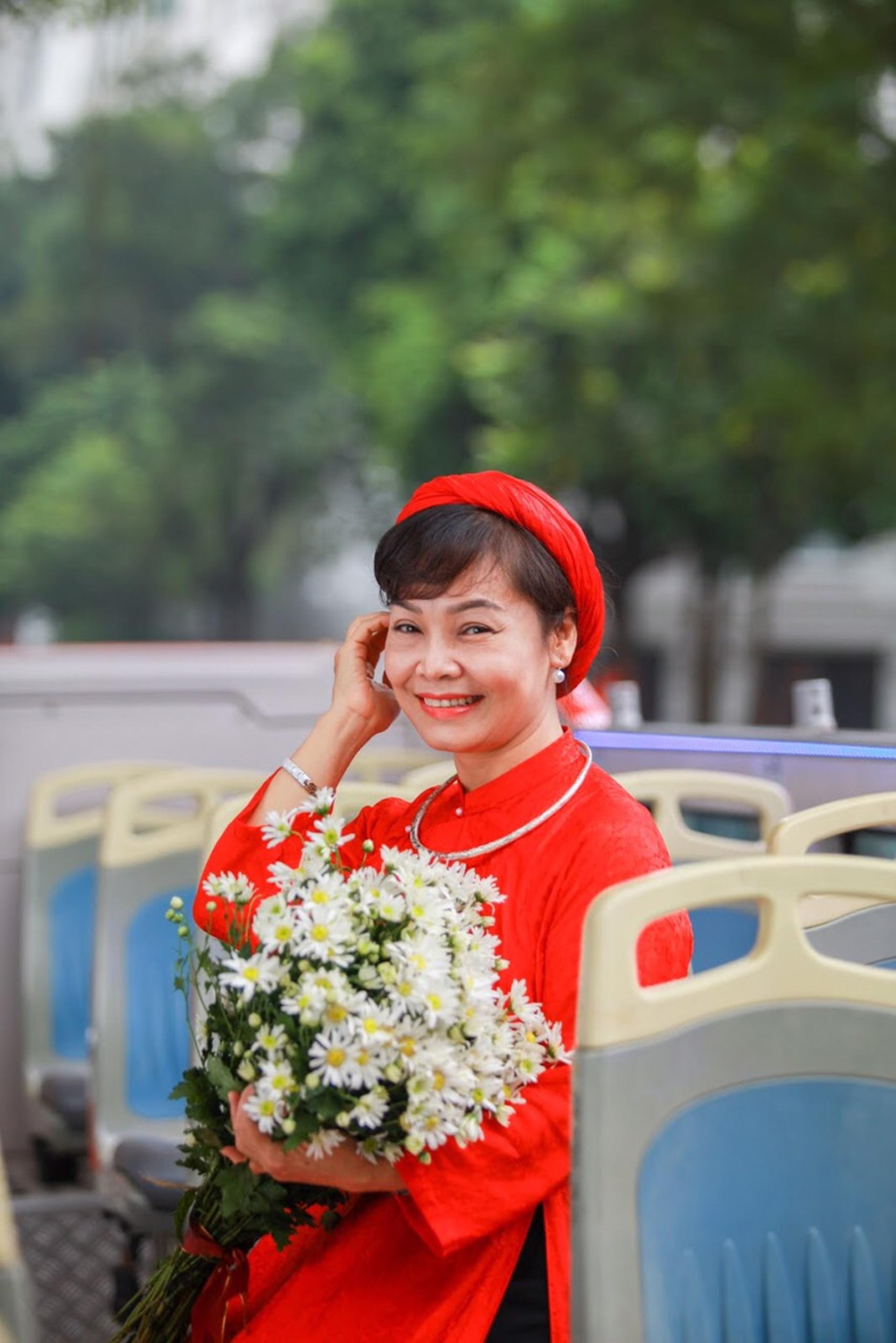 Hanoi Sightseeing Double-Decker Bus Ticket by City Sightseeing - Thumbnail 9