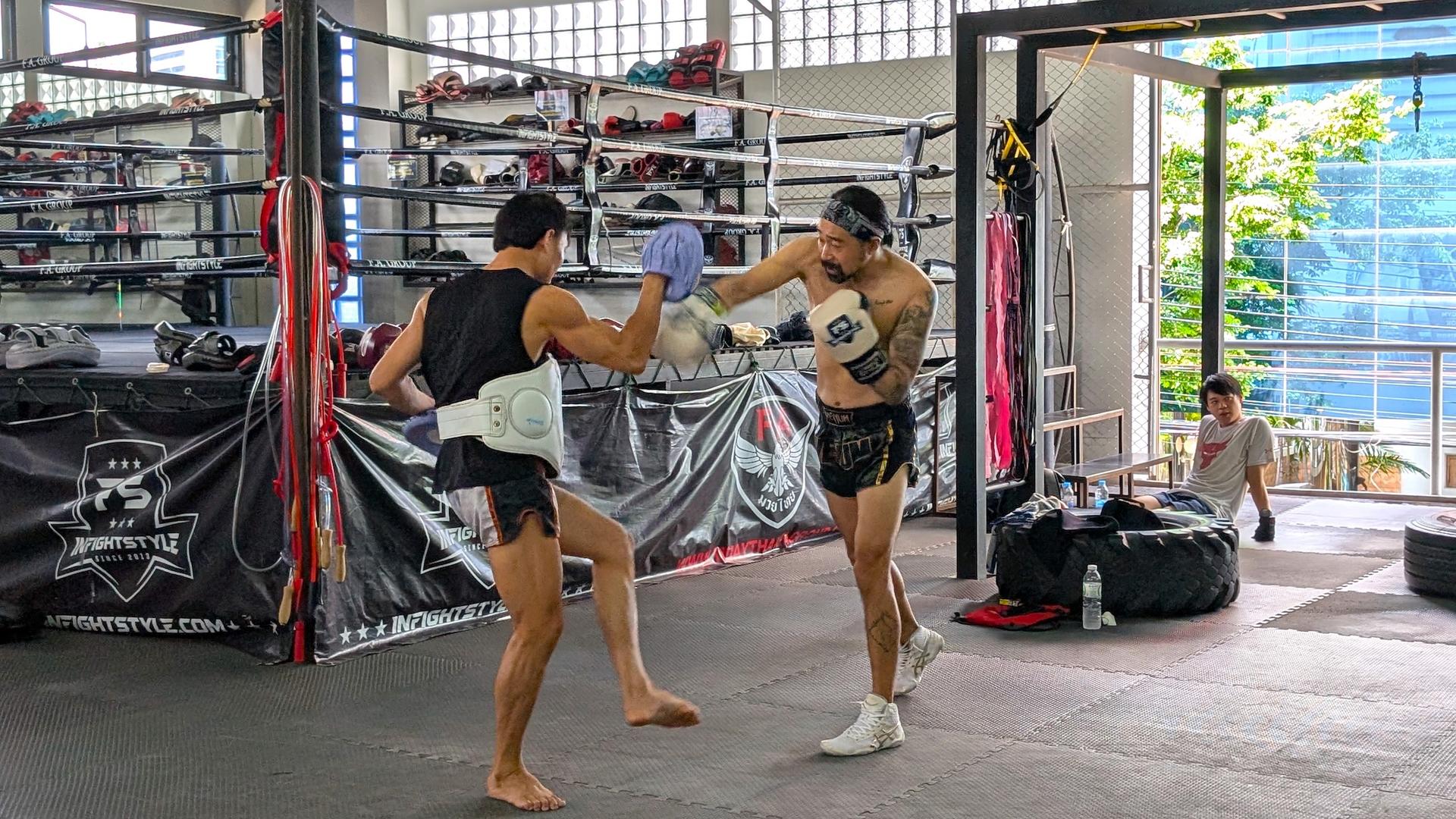 Bangkok: Muay Thai Boxing Introduction Class for Beginners - Thumbnail 26