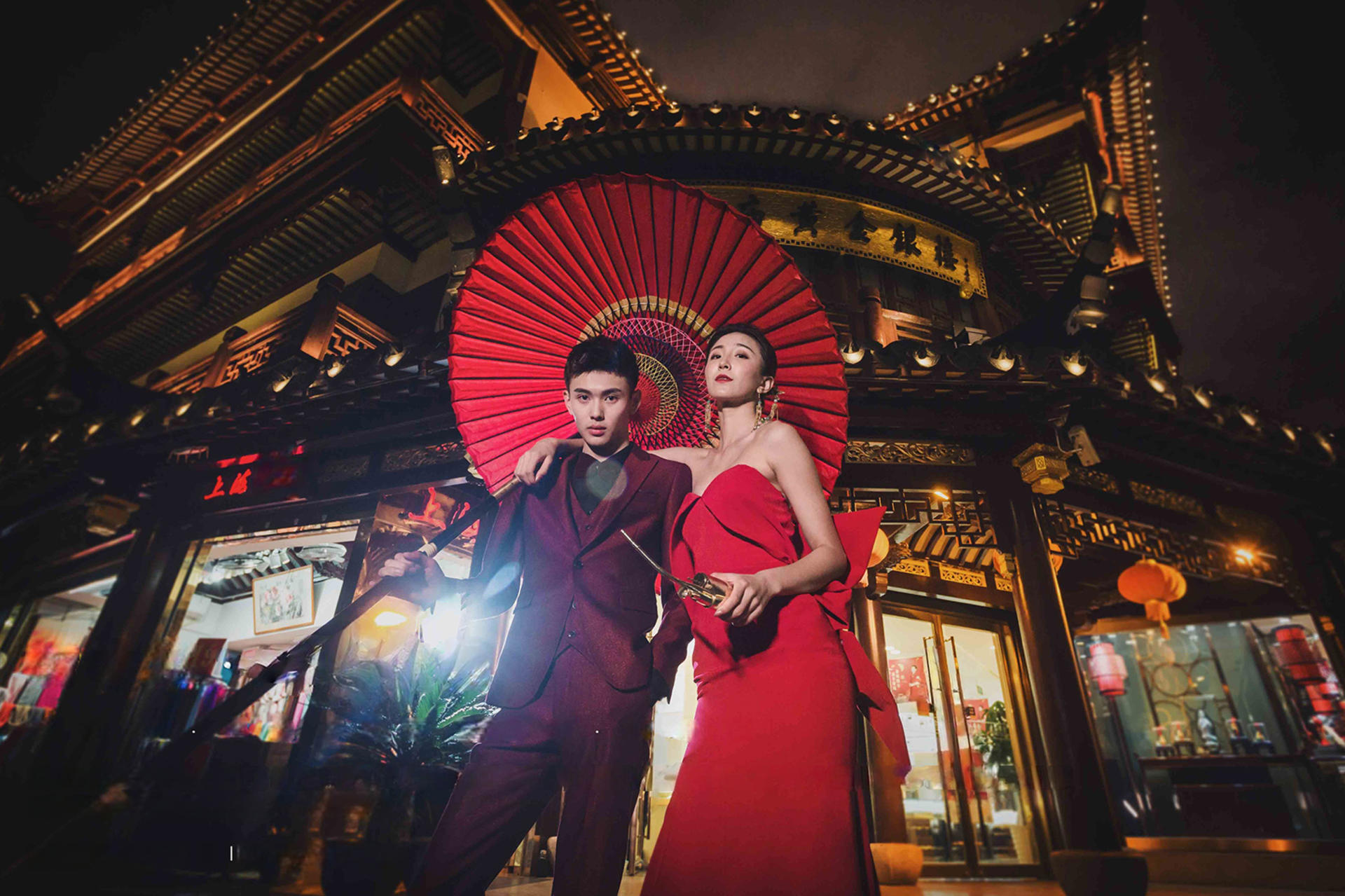 The Bund/Wukang Road Couple Travel Photography - Thumbnail 7