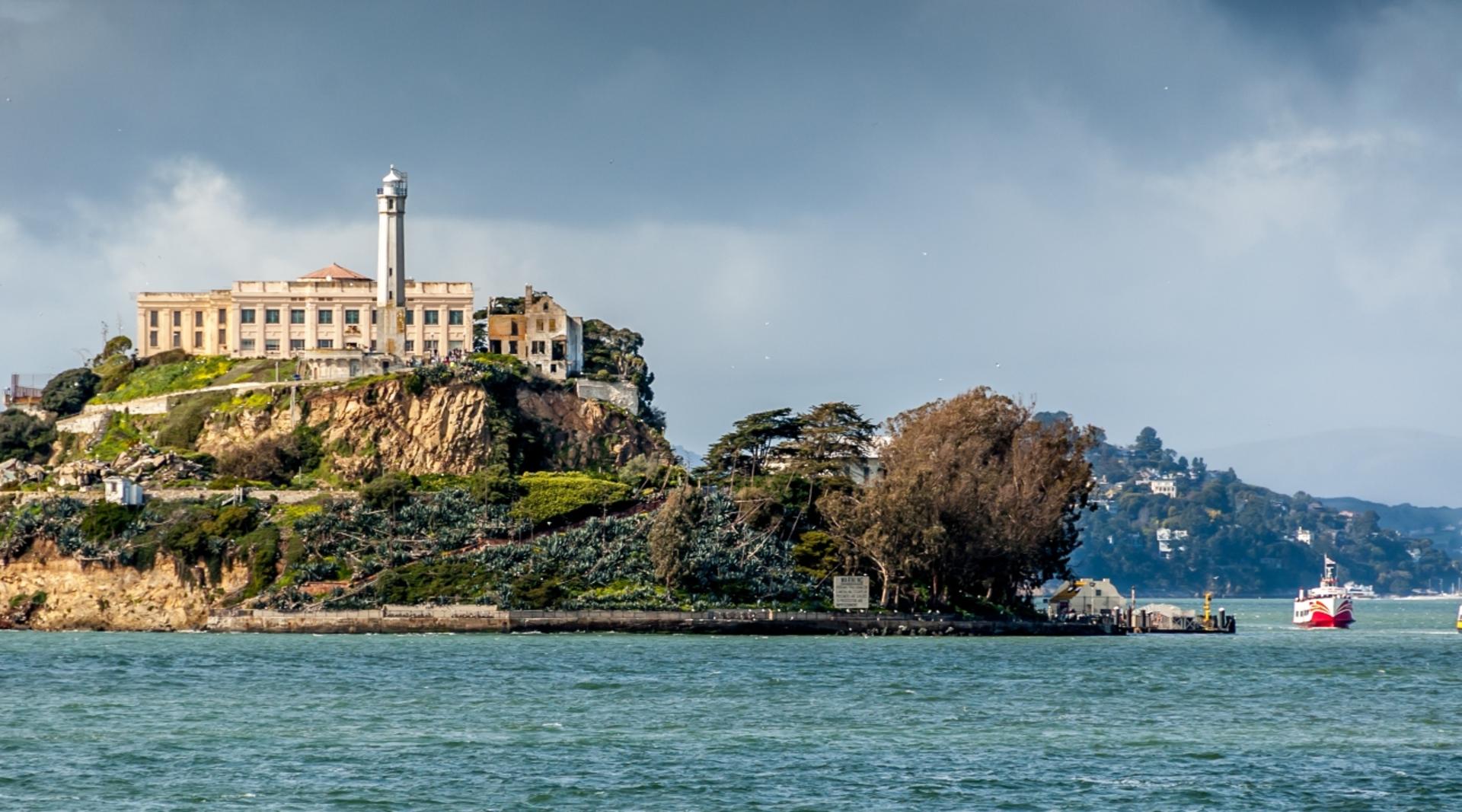 San Francisco and Alcatraz Island 1-Day Tour - Thumbnail 2