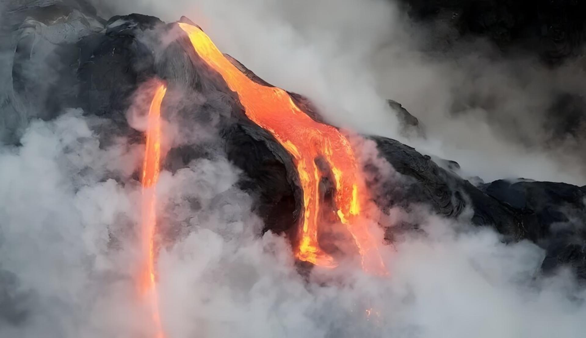 Hilo Volcano Land One Day Tour - Thumbnail 7