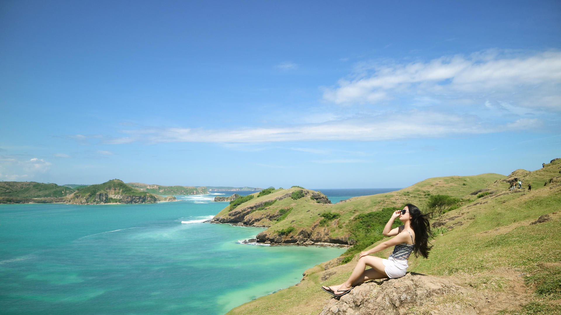 Beach & Culture Sunset Day Tour in Lombok - Thumbnail 9