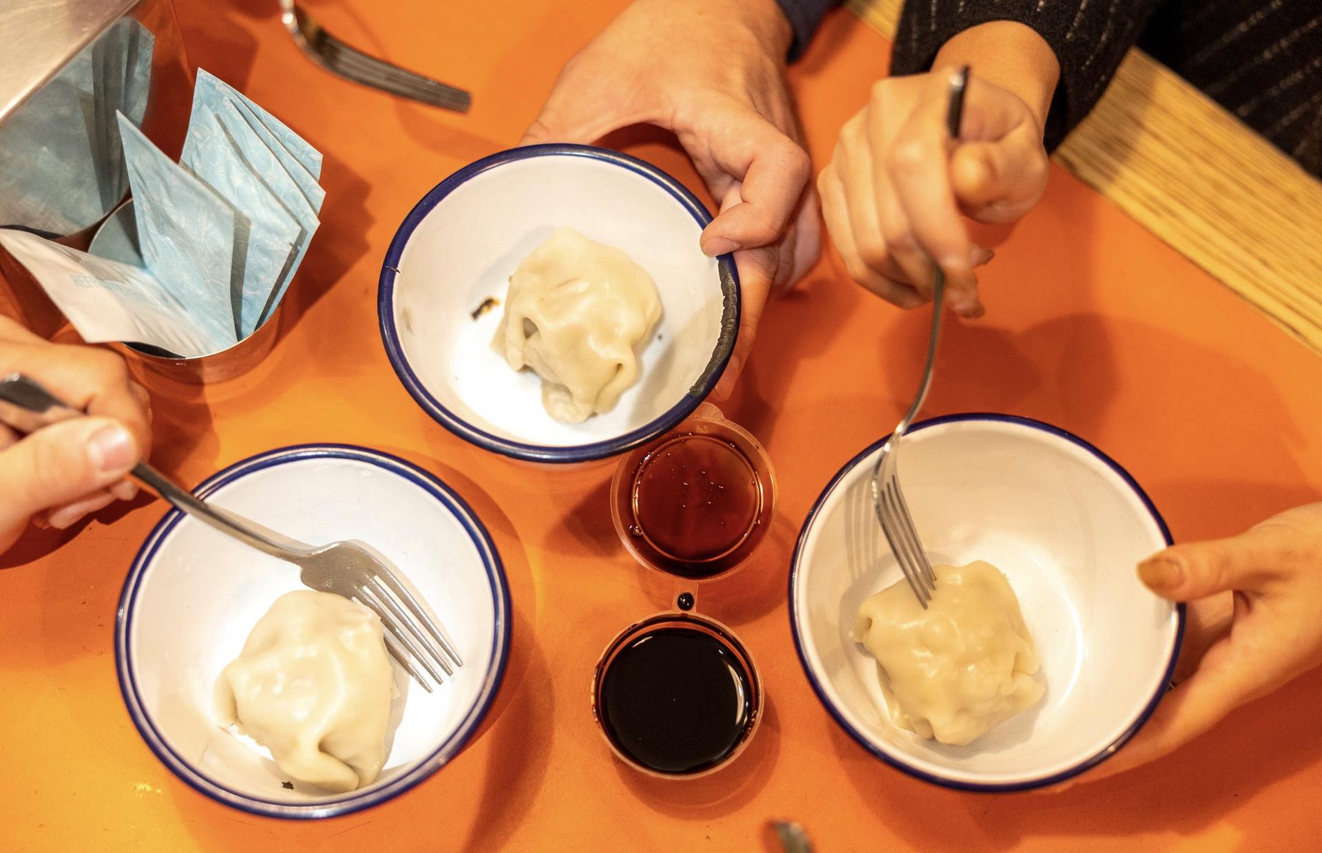 Melbourne Progressive Dinner Tour - Chinatown, Laneways & 1 Drink - Thumbnail 15