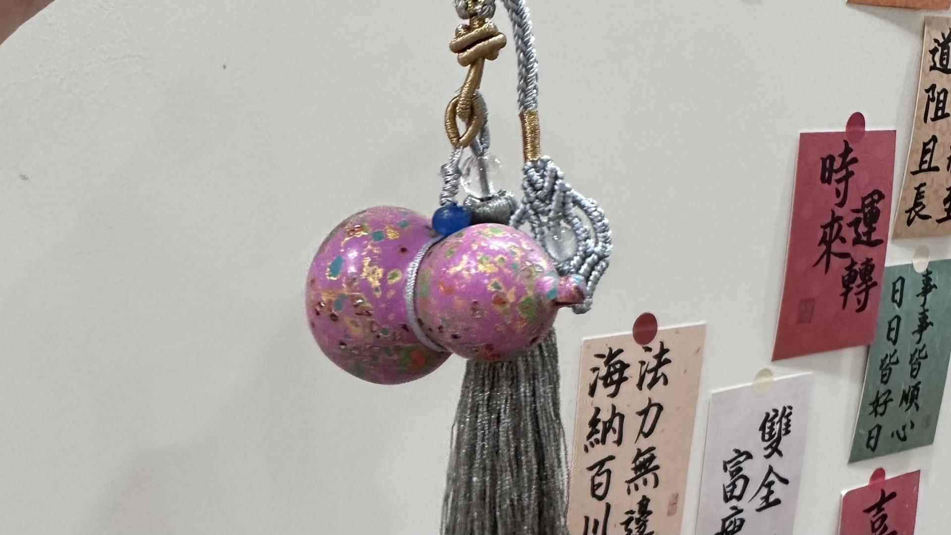 Handmade Lacquer Gourd - Thumbnail 2