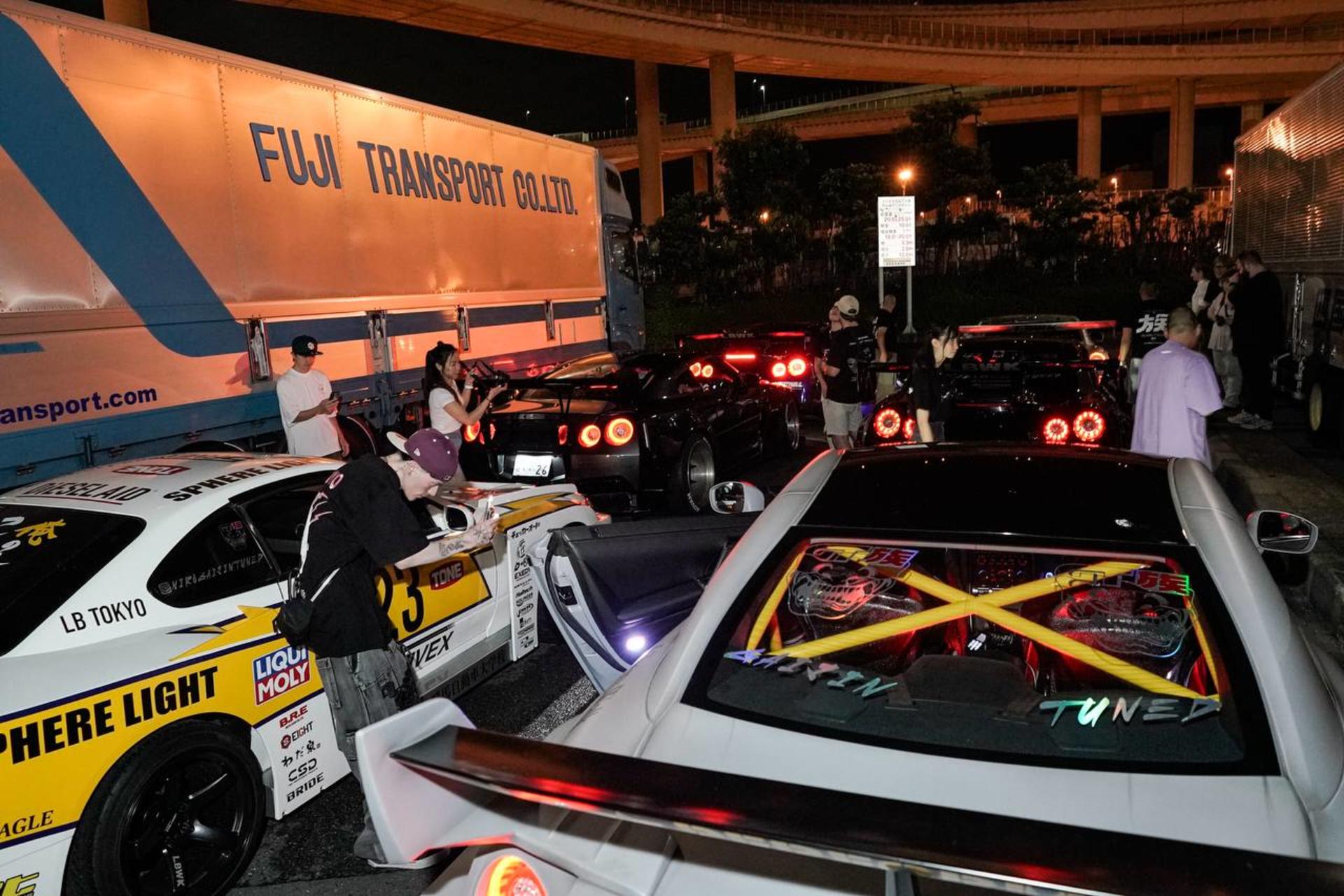 FAST & FURIOUS TOKYO DRIFT -  GAIJINTUNED experience Tokyo Car Meet - Thumbnail 12