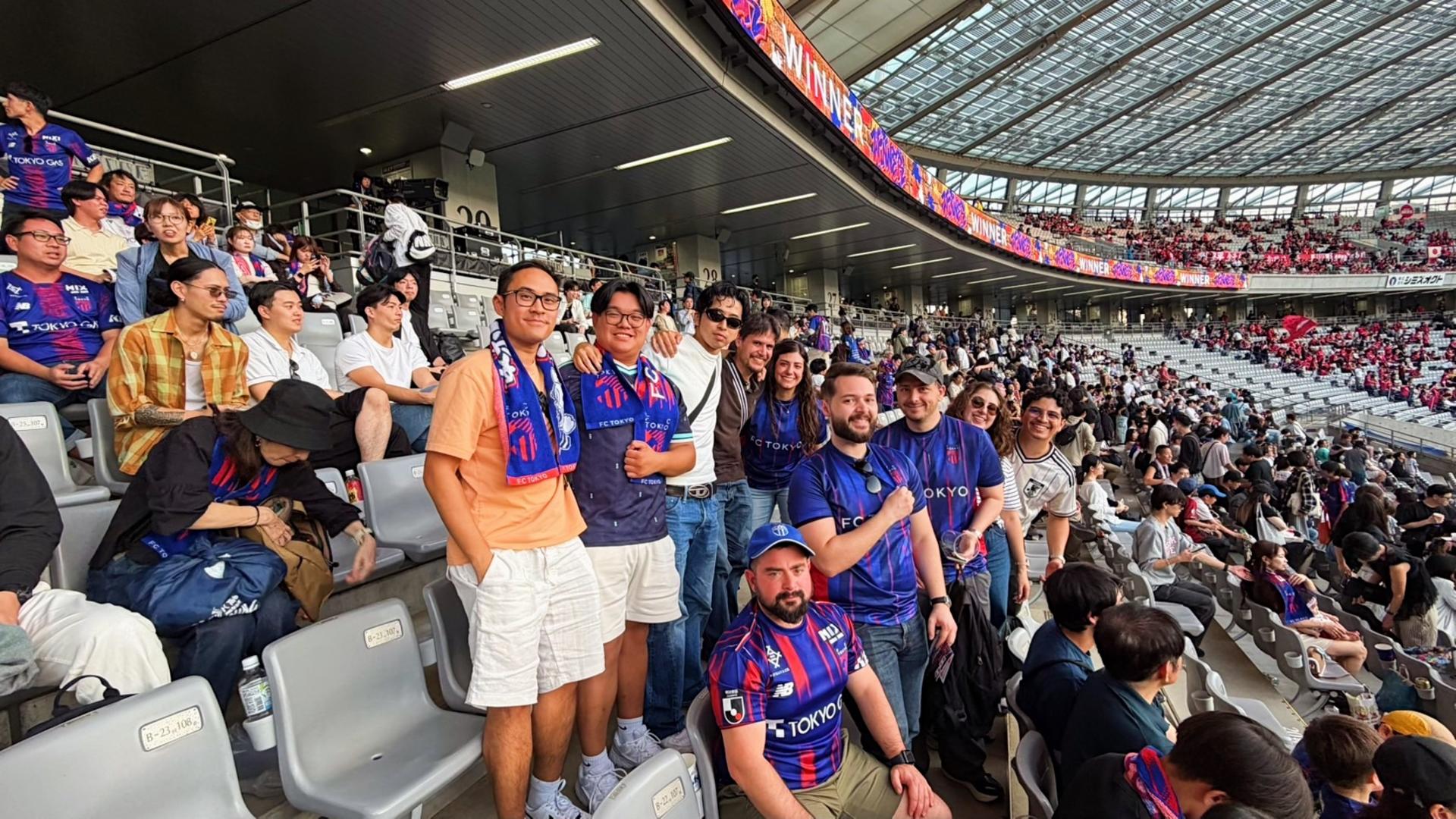 Tokyo: Soccer/Football Match with a Local Fan (with TICKET) - Thumbnail 8