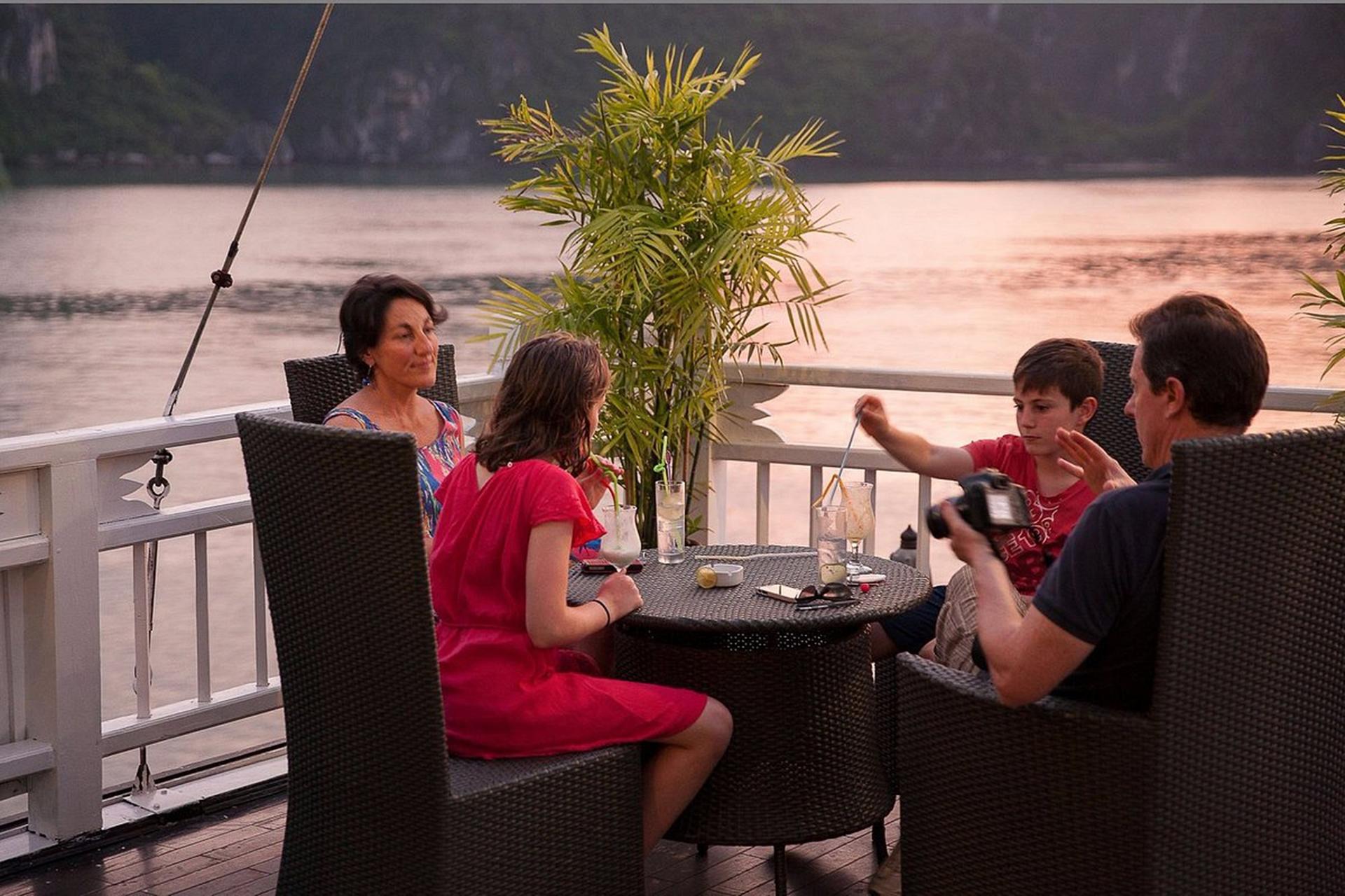 Arcady Boutique 2D1N Cruise: Ha Long Bay, Sung Sot, Ti Top - Thumbnail 15