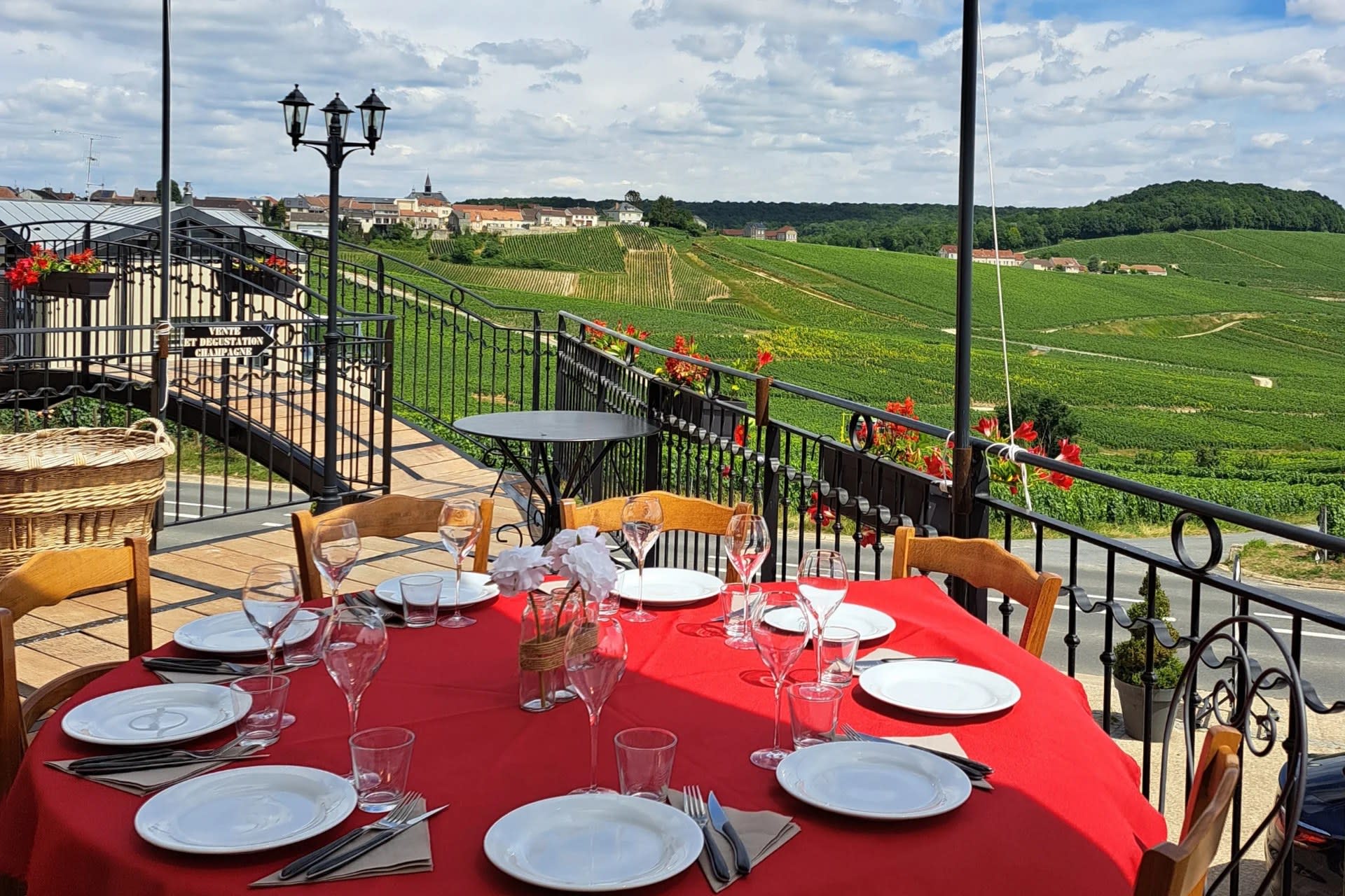 Champagne Full-Day Small Group Tour with Wine Tasting - Thumbnail 11
