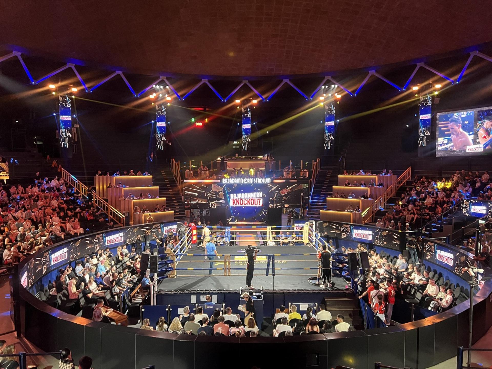Bangkok Muay Thai Experience with Live Match at Rajadamnern Stadium - Thumbnail 10
