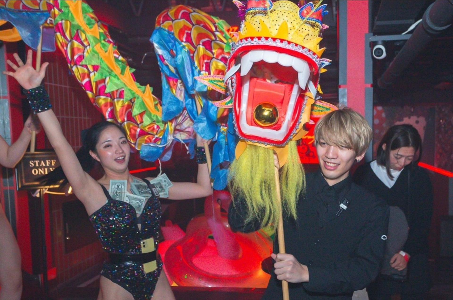 Osaka Shinsaibashi: CRAZY LAND by CHEVAL Nightclub Admission Ticket - Thumbnail 3