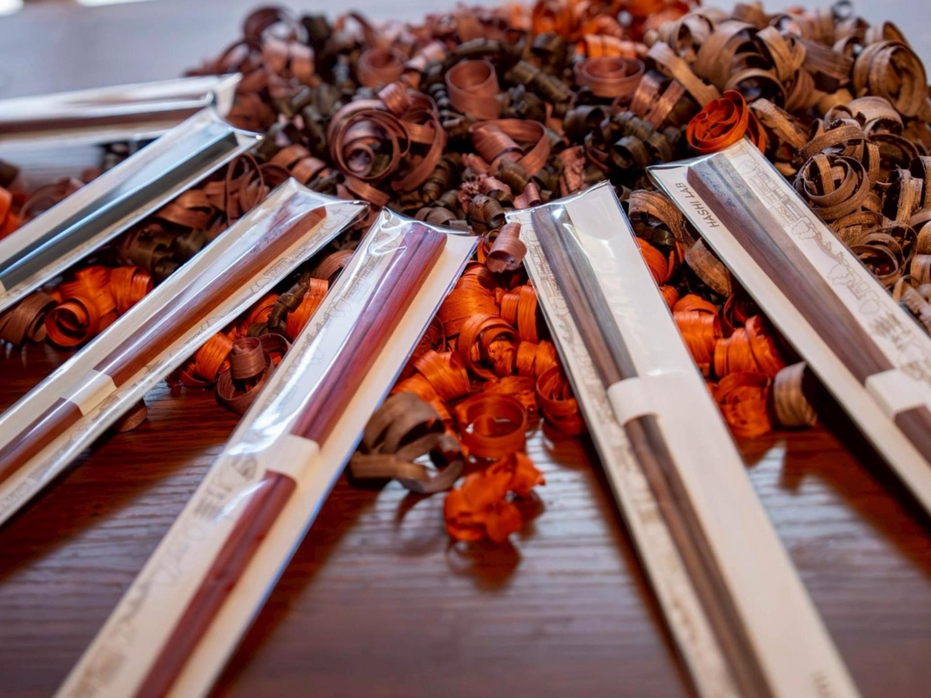 Kyoto Gion Chopsticks Crafting: 12 Woods & Engraving【No Extra Fees】 - Thumbnail 13