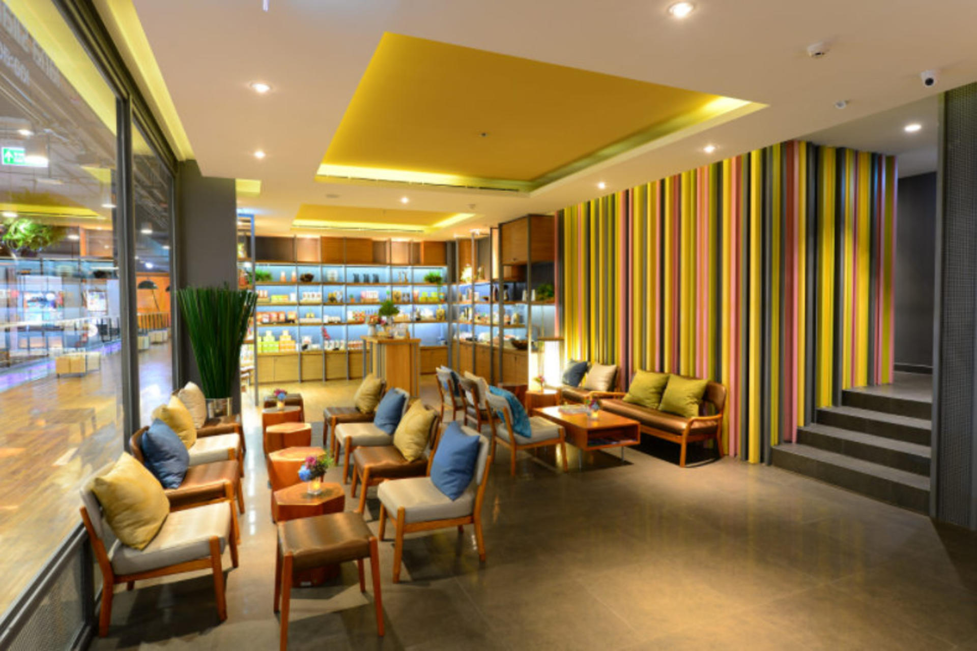 Let's Relax Spa at The Street Ratchada in Bangkok - Thumbnail 3