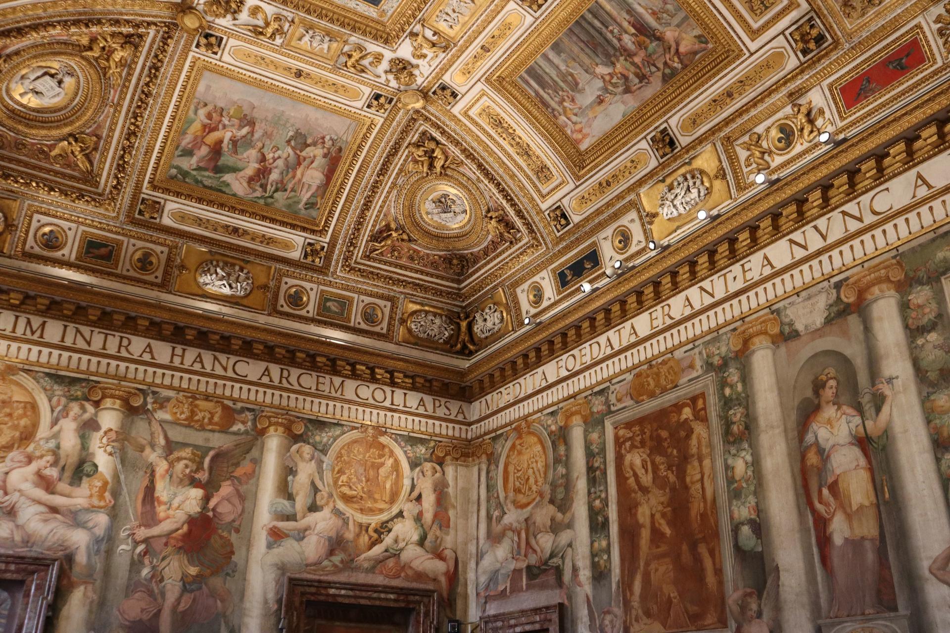 Rome Castel Sant'Angelo Tour Options - Thumbnail 3