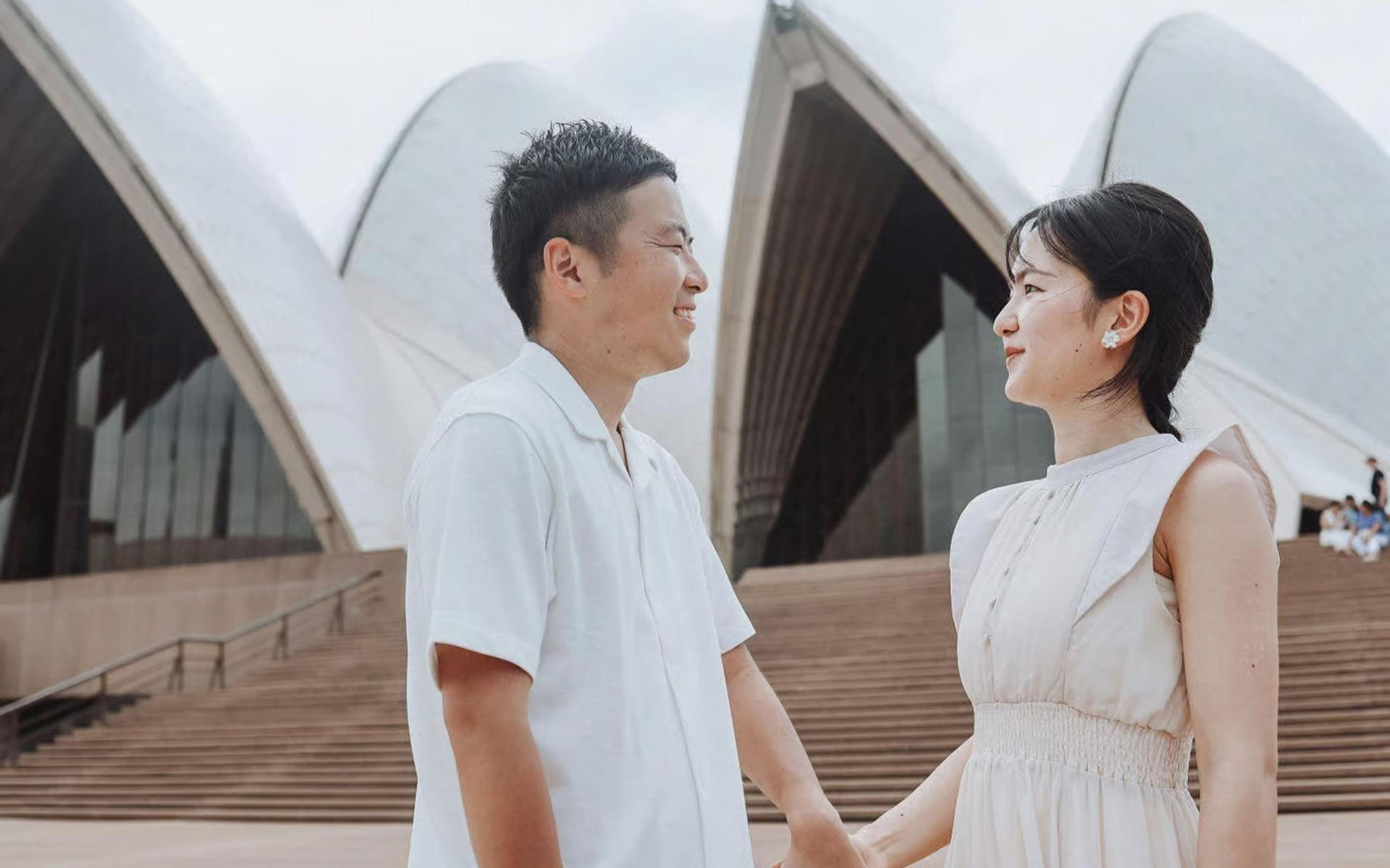 Sydney Opera House Outdoor Private Photoshoot - Thumbnail 5