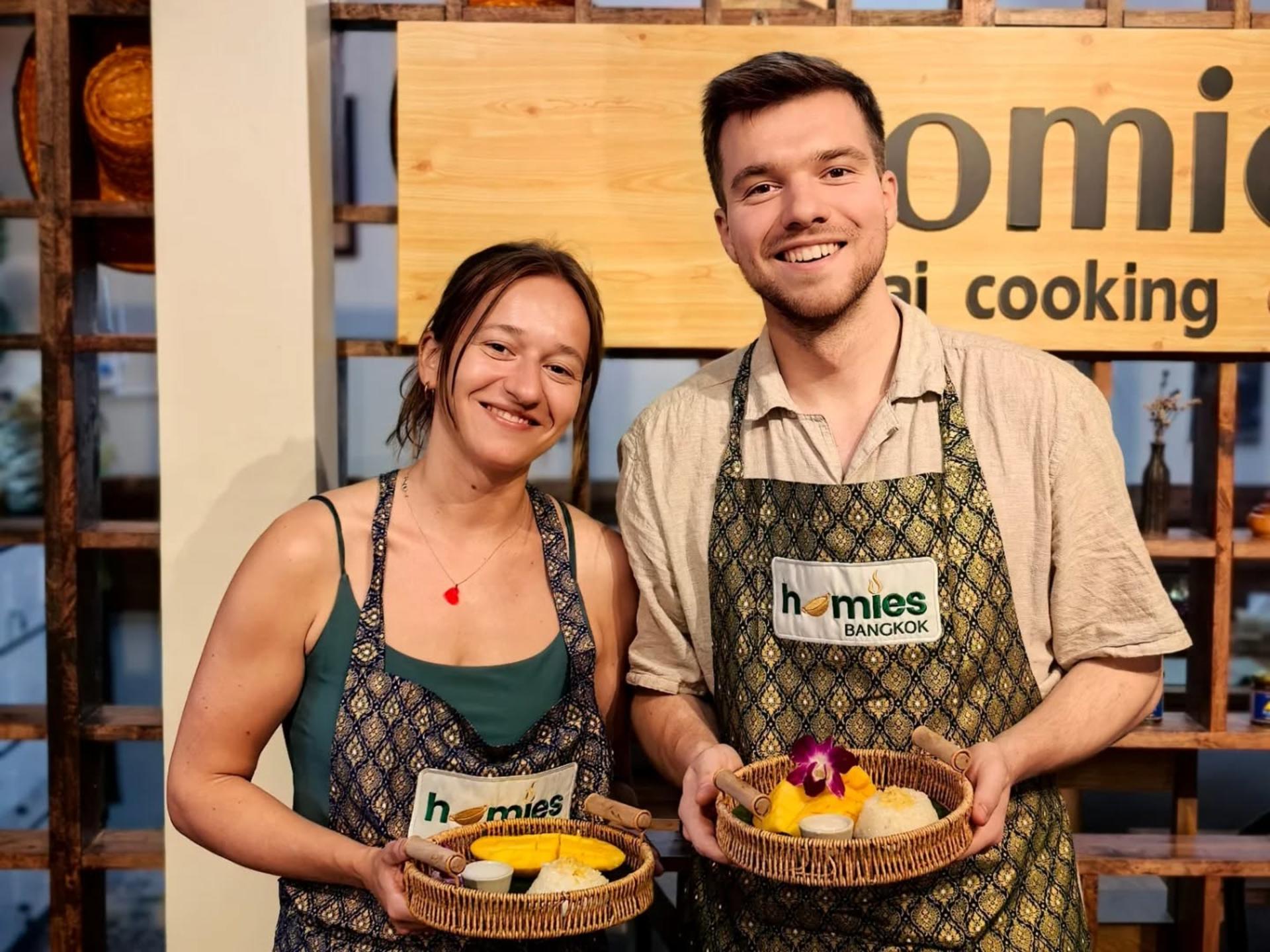 Homies Thai cooking class - Thumbnail 36