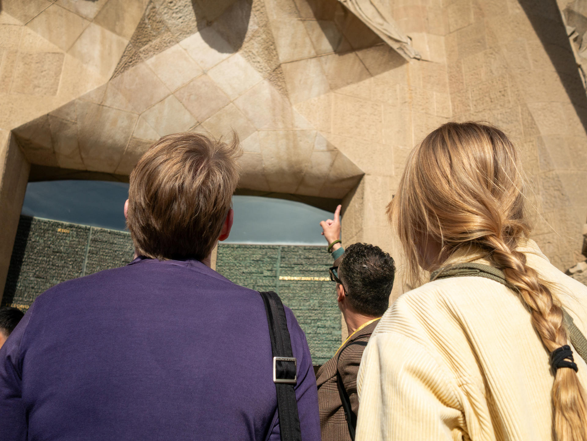 Sagrada Familia Golden Hour & Casa Mila Tour with Cava Tasting  - Thumbnail 36