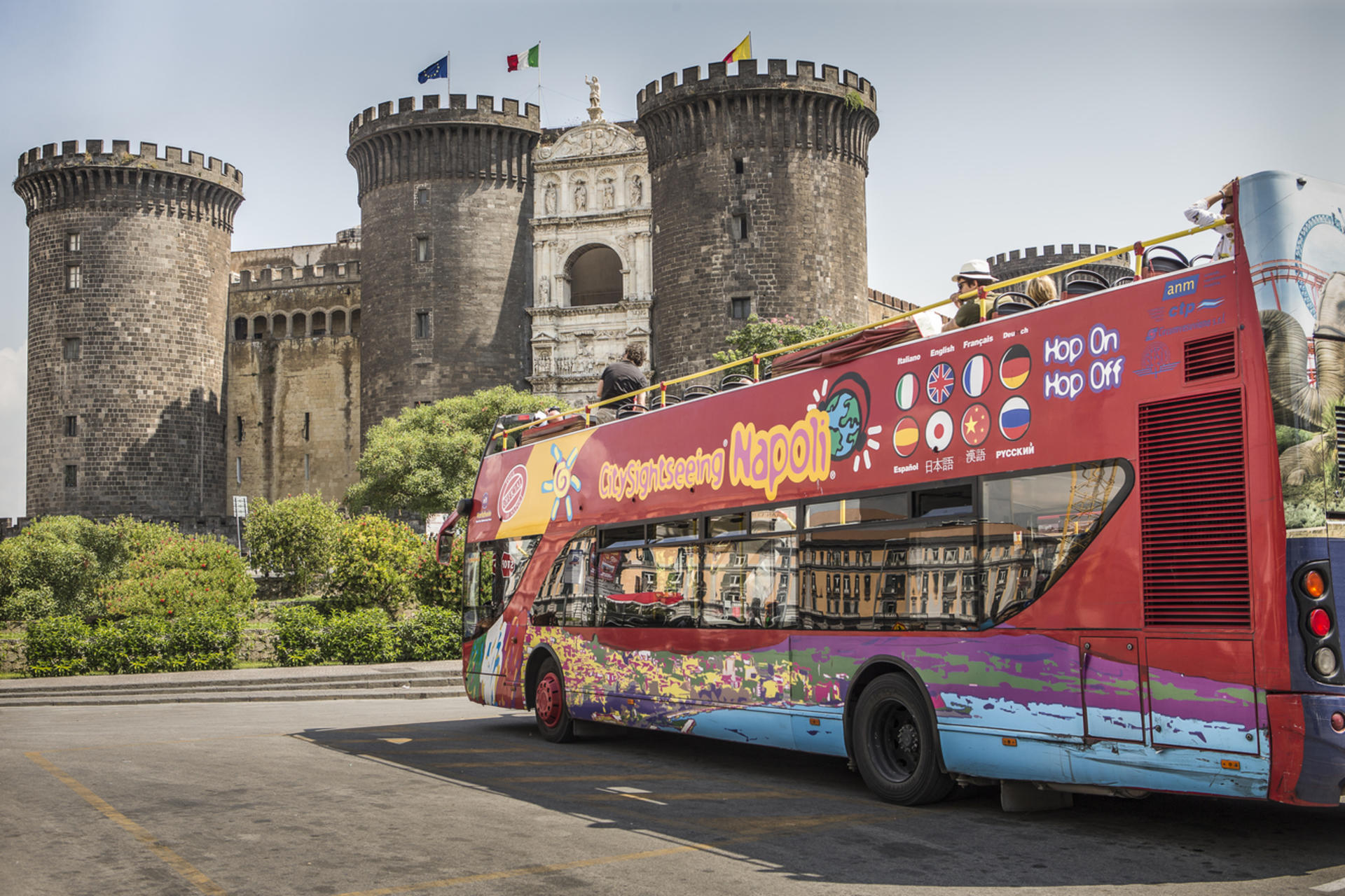City Sightseeing Napoli Hop On Hop Off Tour 24h - Thumbnail 9