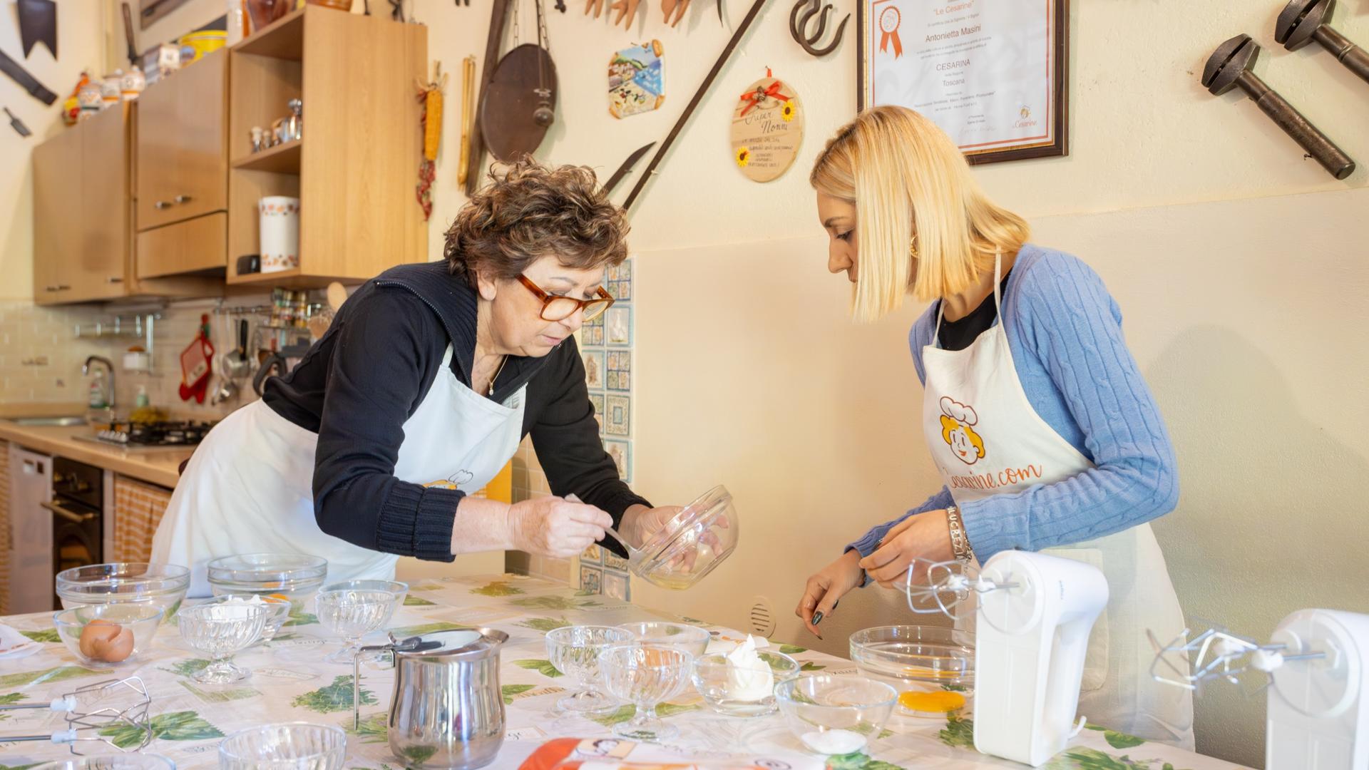 Pasta and tiramisu cooking class in Lucca - Thumbnail 3