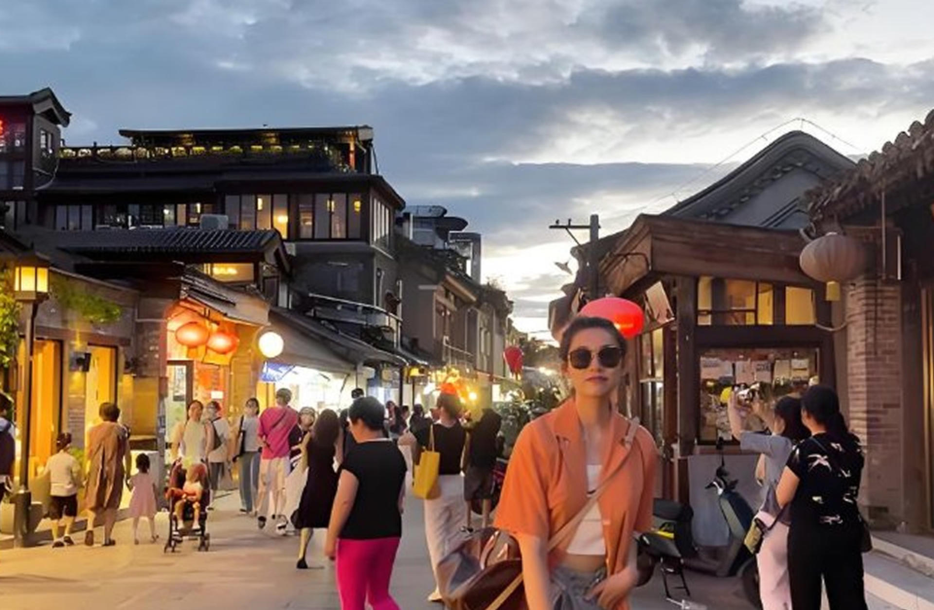 Beijing Qianmen Street Half-Day Guided Walking Tour - Thumbnail 12