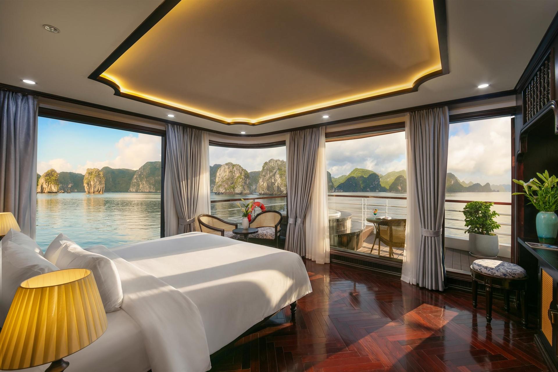 Du Yen 2D1N Luxury Cruise: Ha Long Bay with Sung Sot & Ti Top - Thumbnail 5