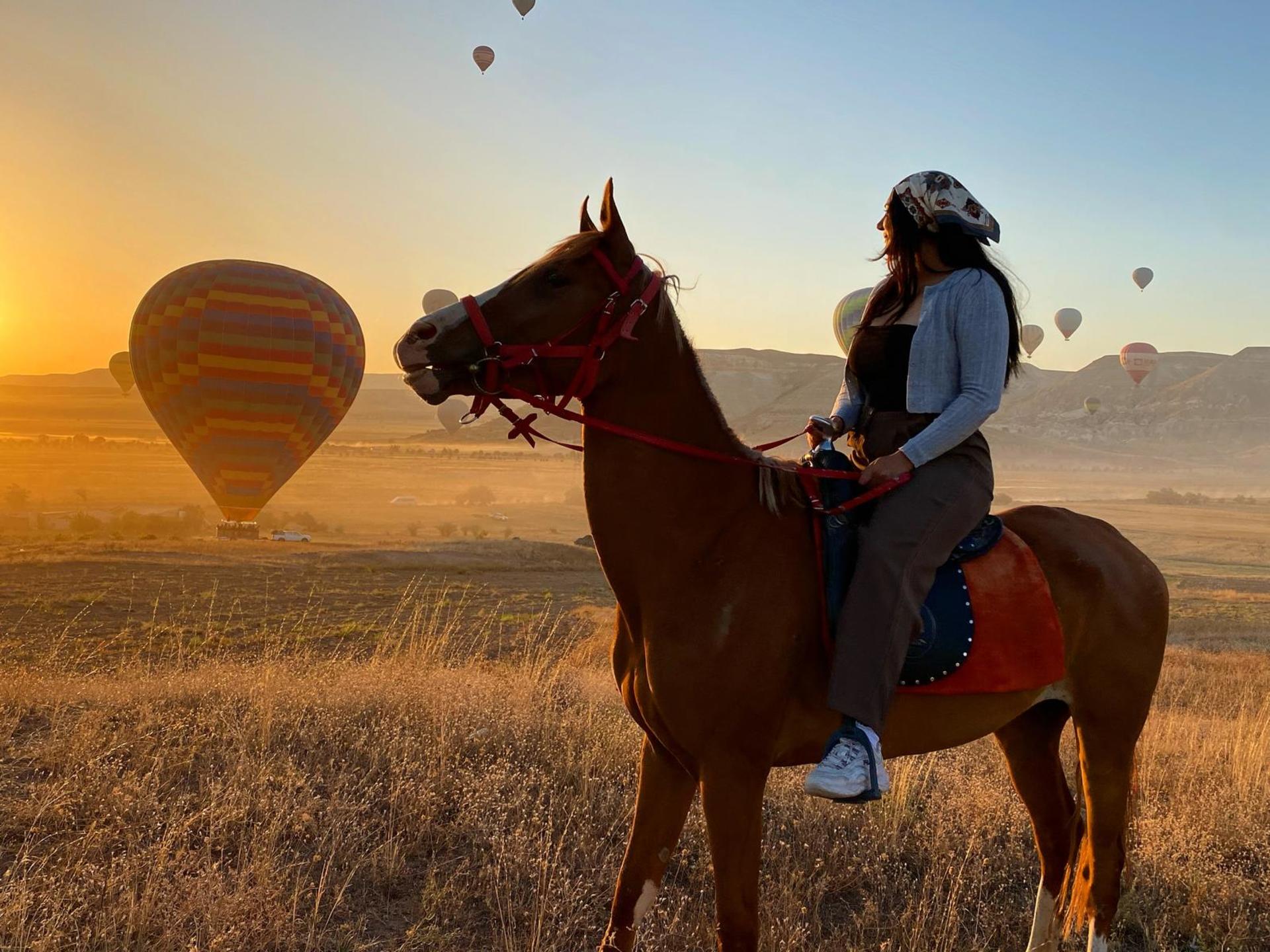 Fairy Chimneys Guided Horseback Tour in Cappadocia - Thumbnail 9