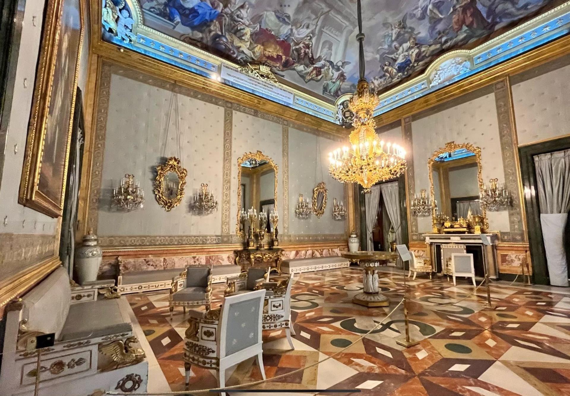 Madrid : Royal Palace Expert Guided Tour - Thumbnail 10