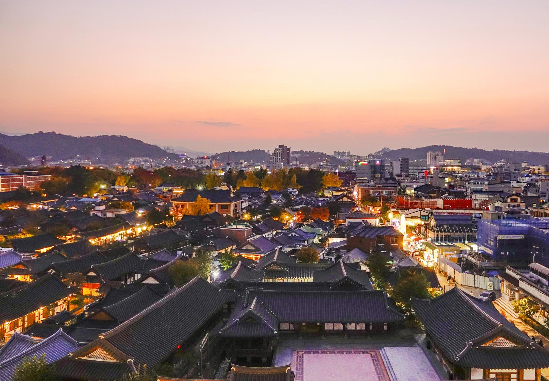 Seoul - Jeonju Premium Private Transfer with Chauffeur - Thumbnail 14