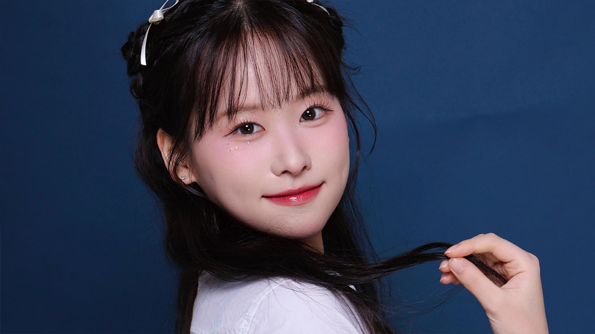 K-Beauty & K-Pop Hair & Makeup at LuLu Studio Gyeongbokgung - Thumbnail 3