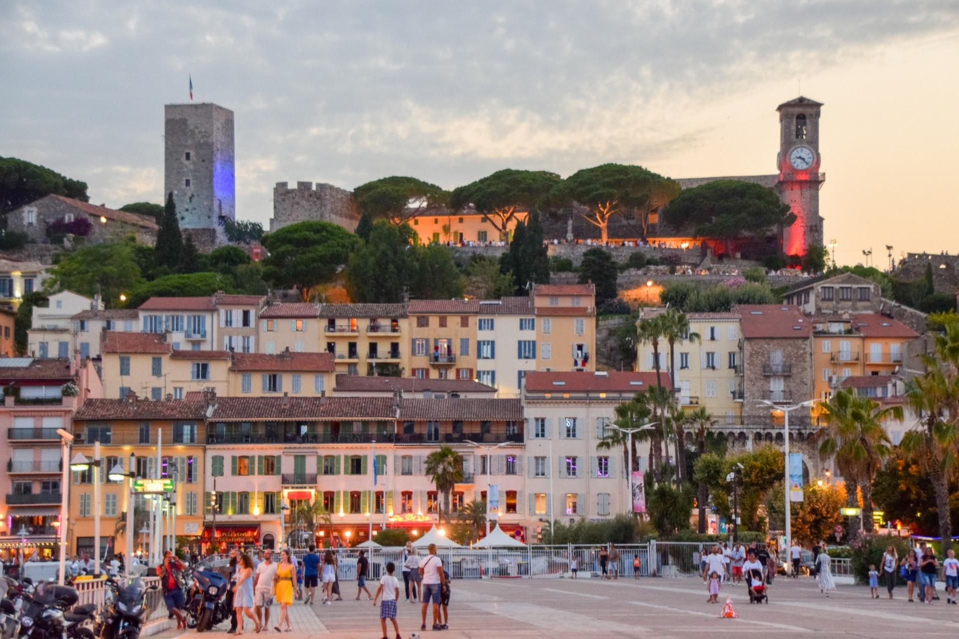 Cannes by Night Private Tour: Glamour After Sunset - Thumbnail 5