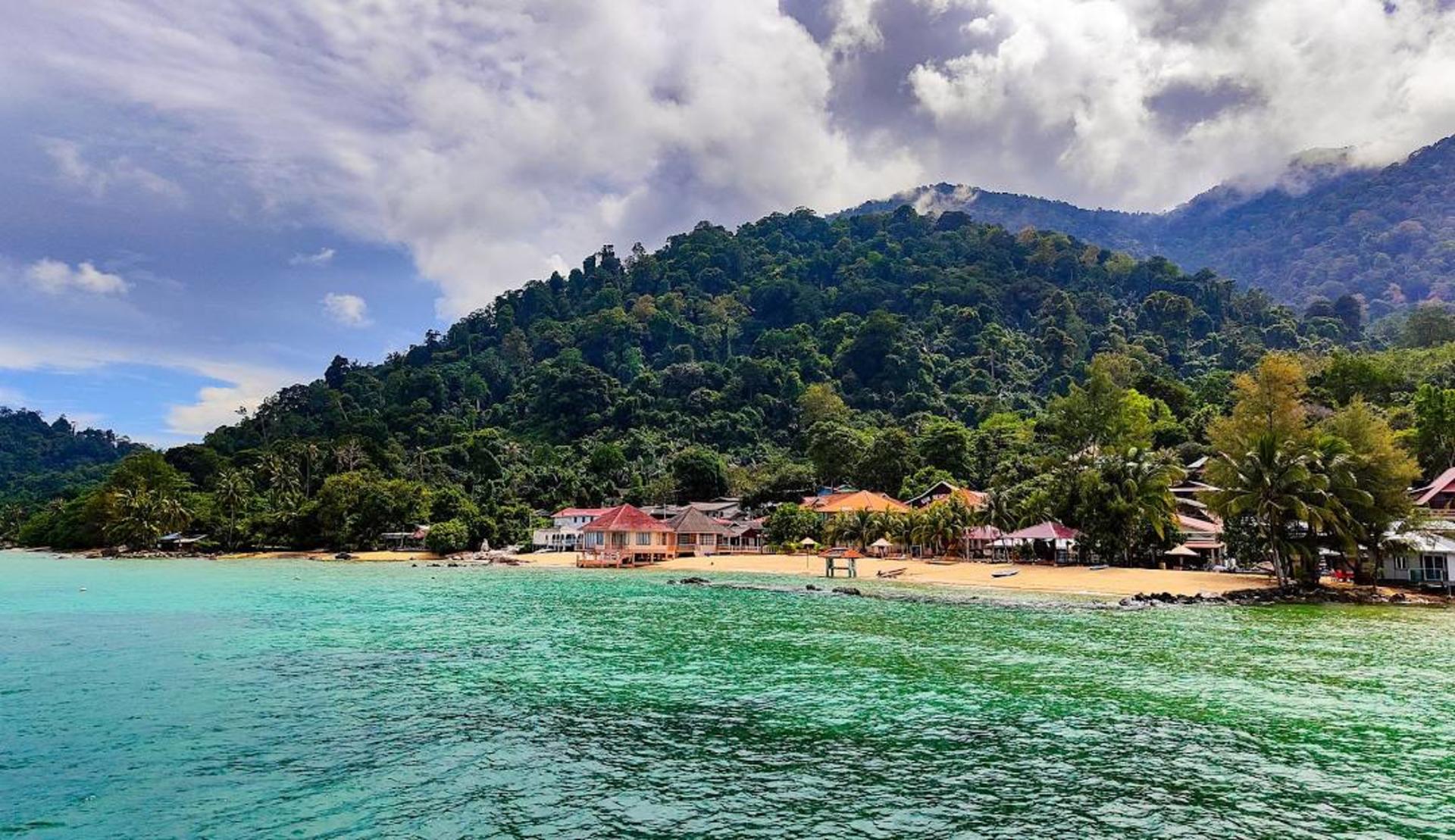 Singapore - Tioman Island Bus & Ferry by Leo City - Thumbnail 2