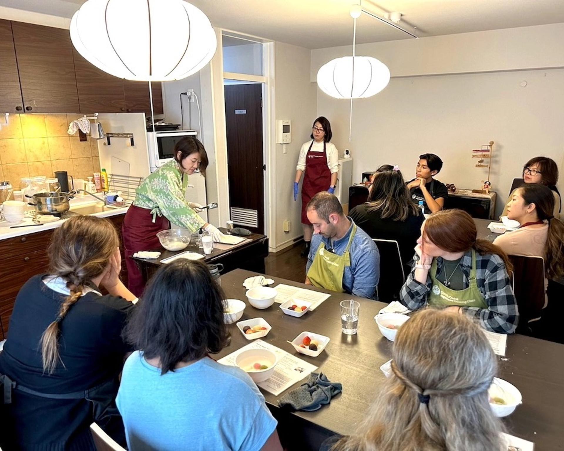 Tokyo Mochi-Making Class (2Hr) - Thumbnail 9