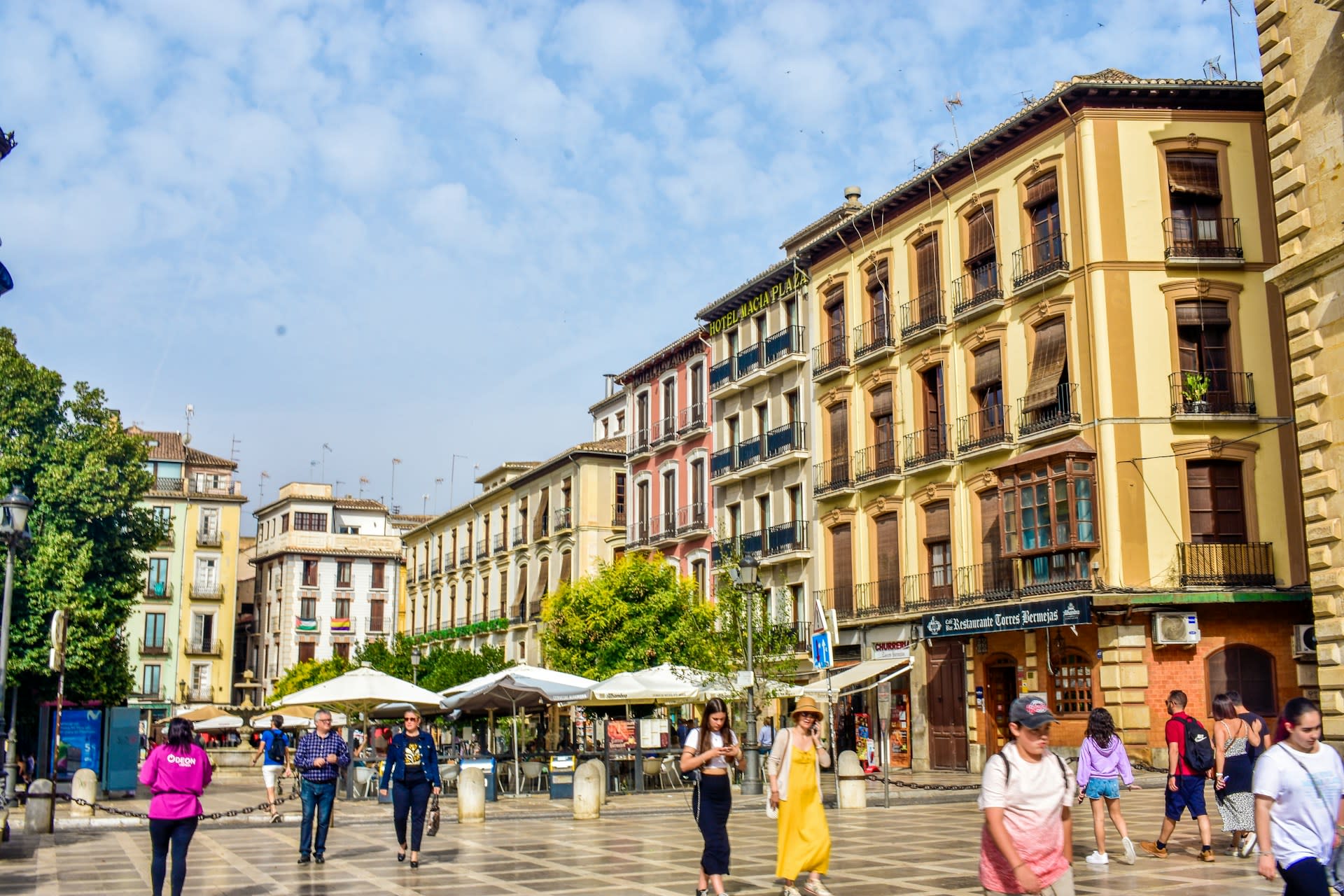 Discover Seville: City Highlights Walking Tour - Thumbnail 3