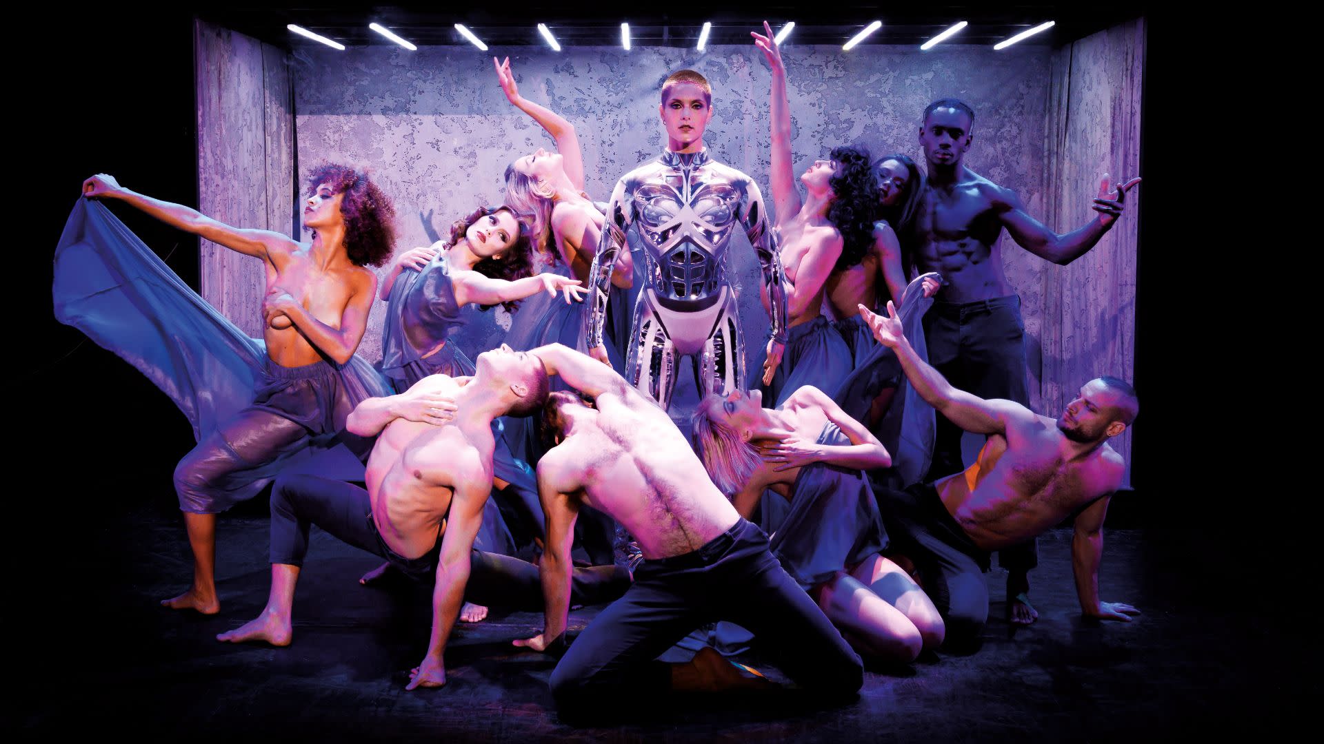 Paradis Latin Show Ticket - Thumbnail 8