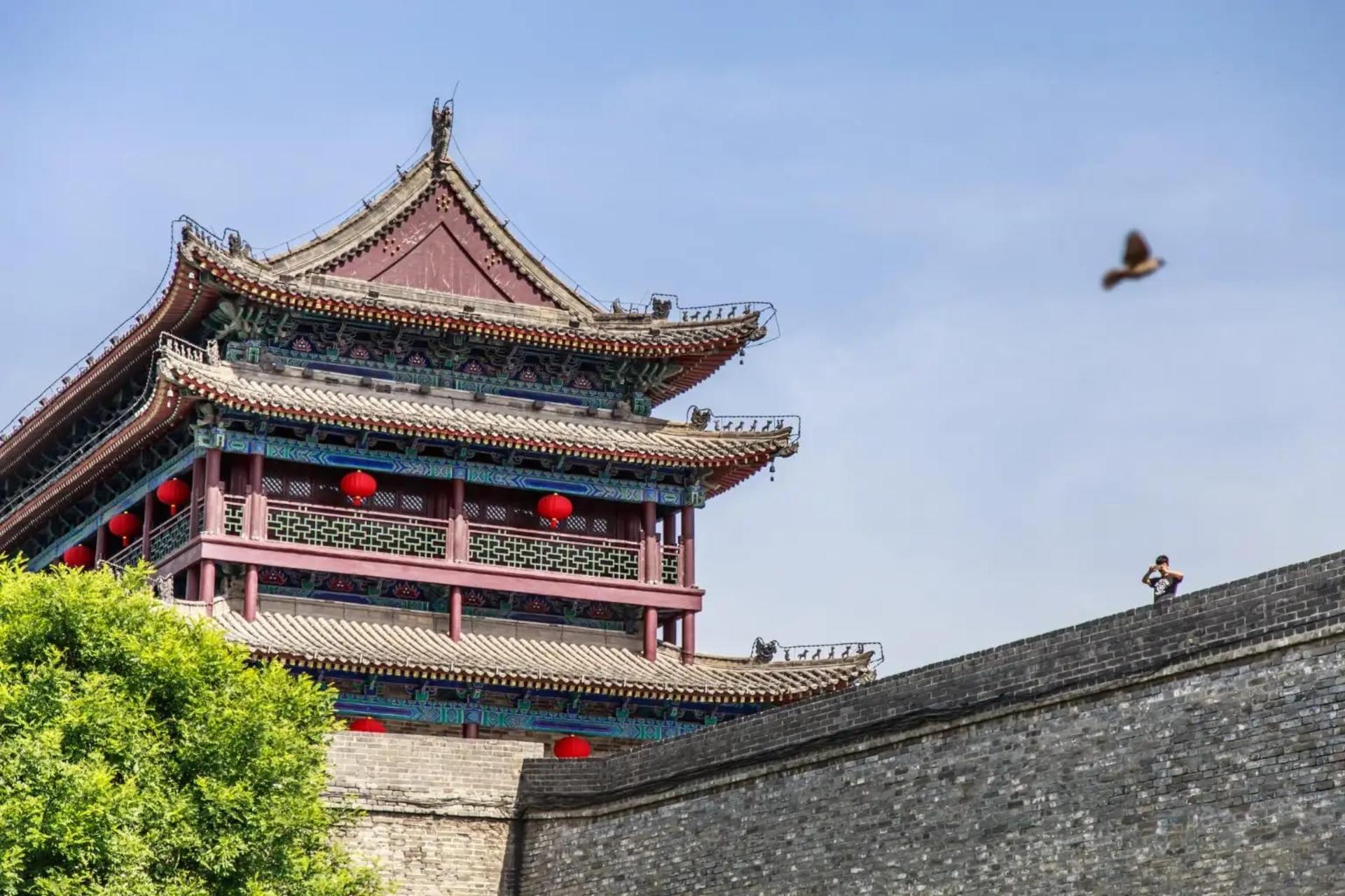 Private guided day tour of Xi'an Giant Wild Goose Pagoda + Xi'an City Wall + Bell and Drum Towers - Image 1